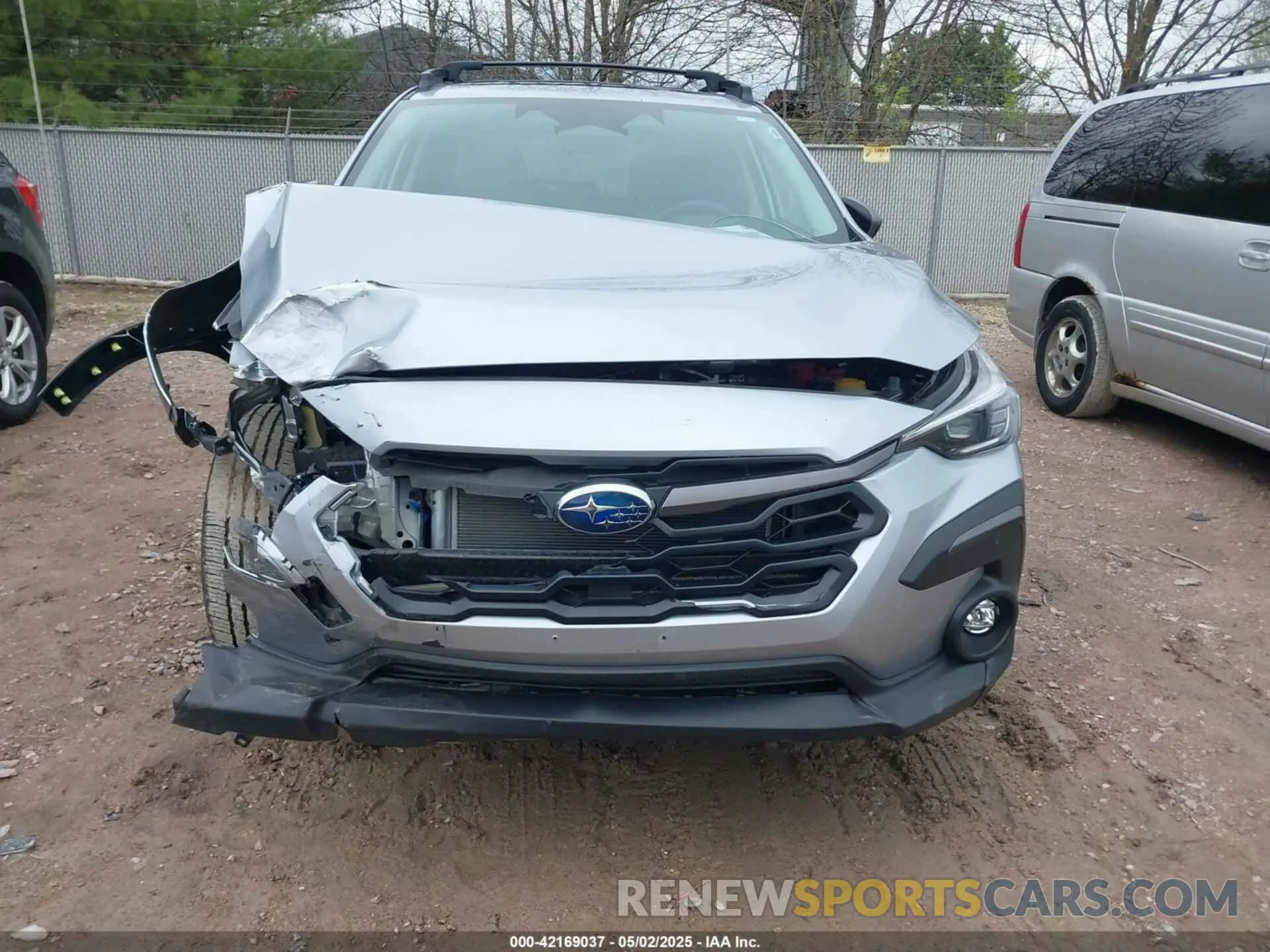 12 Photograph of a damaged car 4S4GUHM6XR3828421 SUBARU CROSSTREK 2024