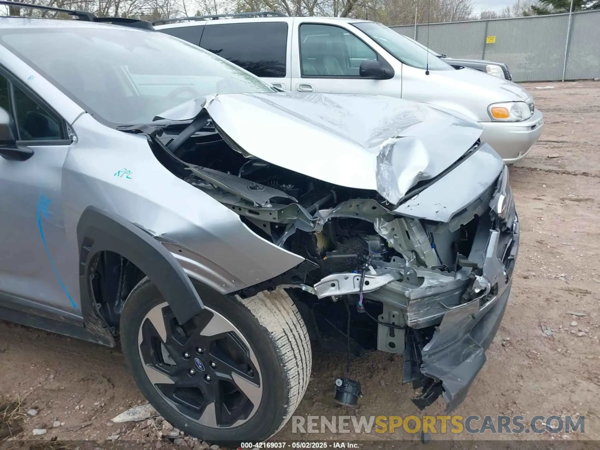 17 Photograph of a damaged car 4S4GUHM6XR3828421 SUBARU CROSSTREK 2024
