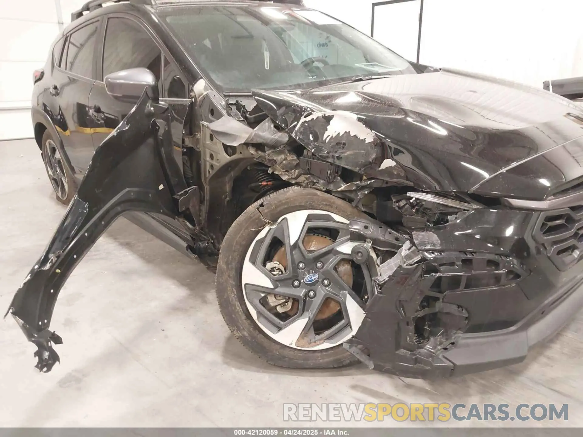 6 Photograph of a damaged car 4S4GUHN65R3767168 SUBARU CROSSTREK 2024