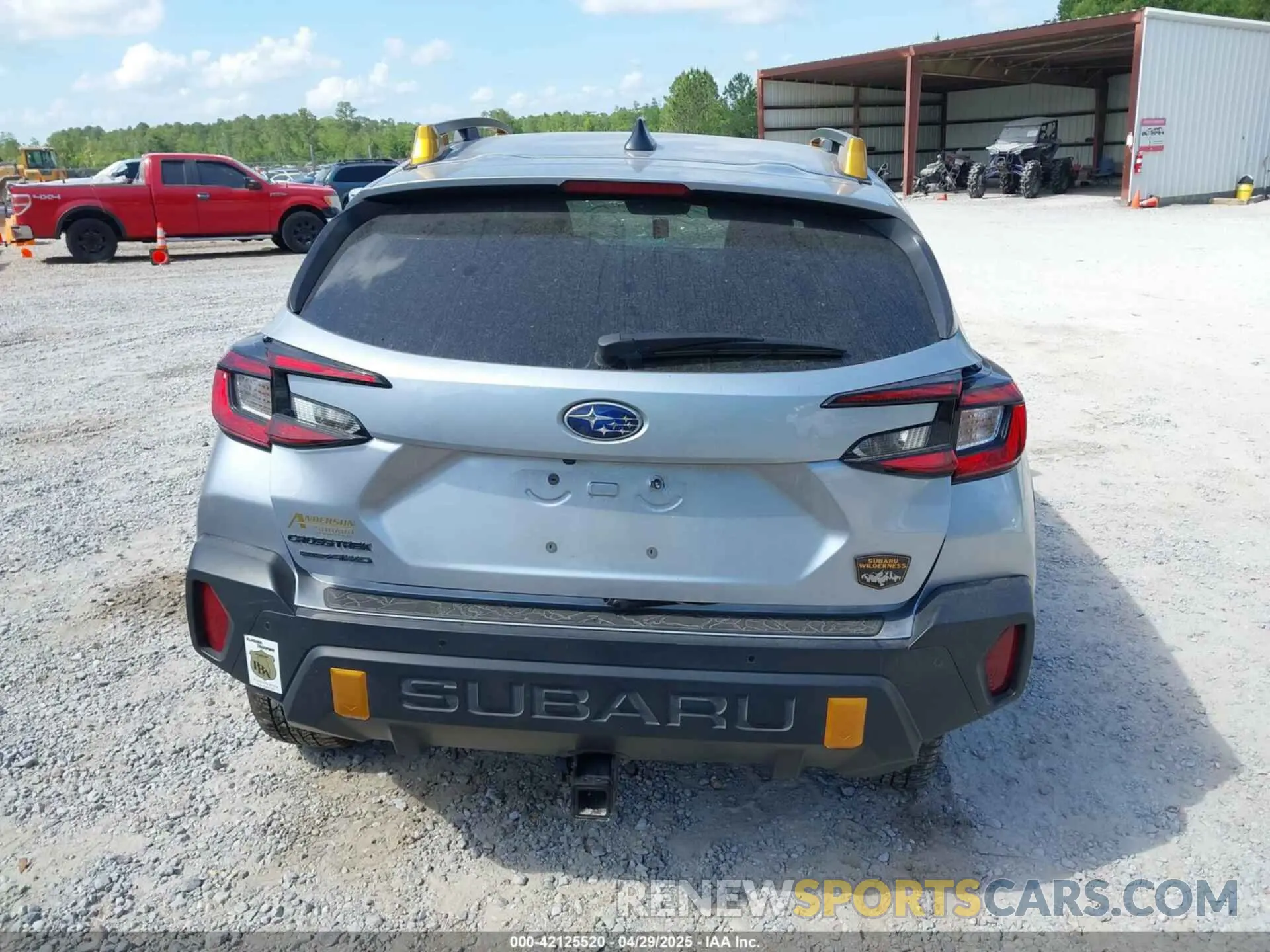 15 Photograph of a damaged car 4S4GUHT62R3743445 SUBARU CROSSTREK 2024