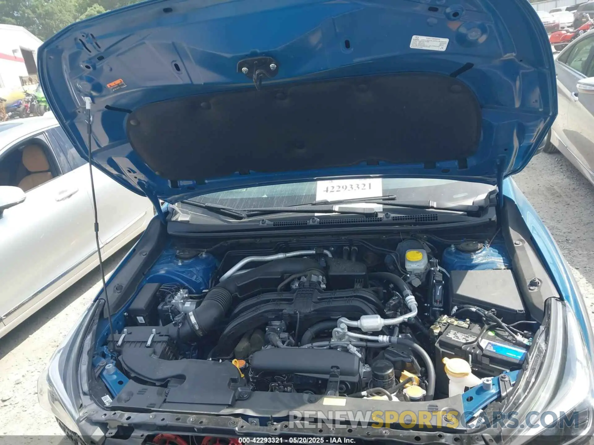 10 Photograph of a damaged car 4S4GUHT62R3753800 SUBARU CROSSTREK 2024
