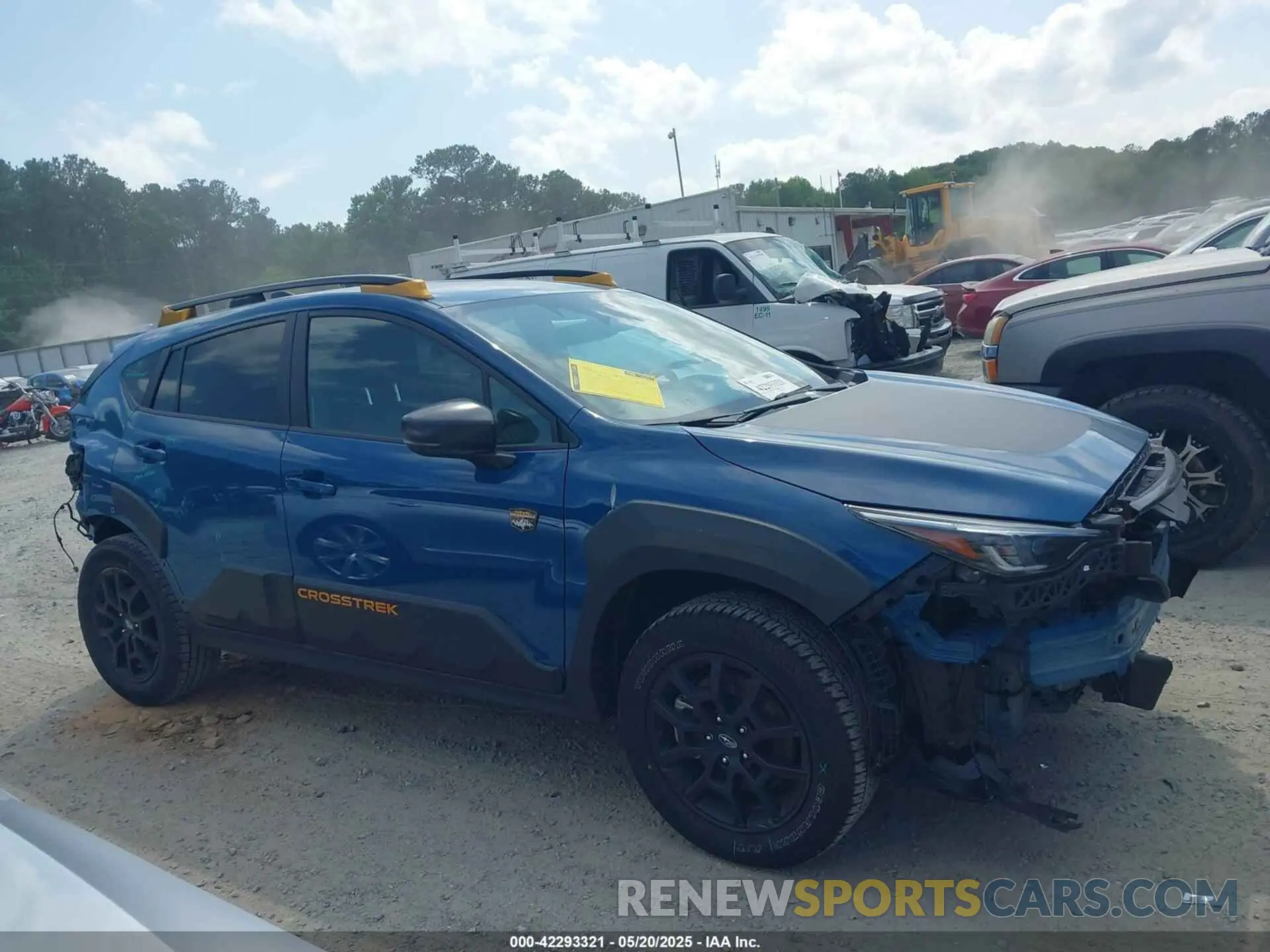 13 Photograph of a damaged car 4S4GUHT62R3753800 SUBARU CROSSTREK 2024