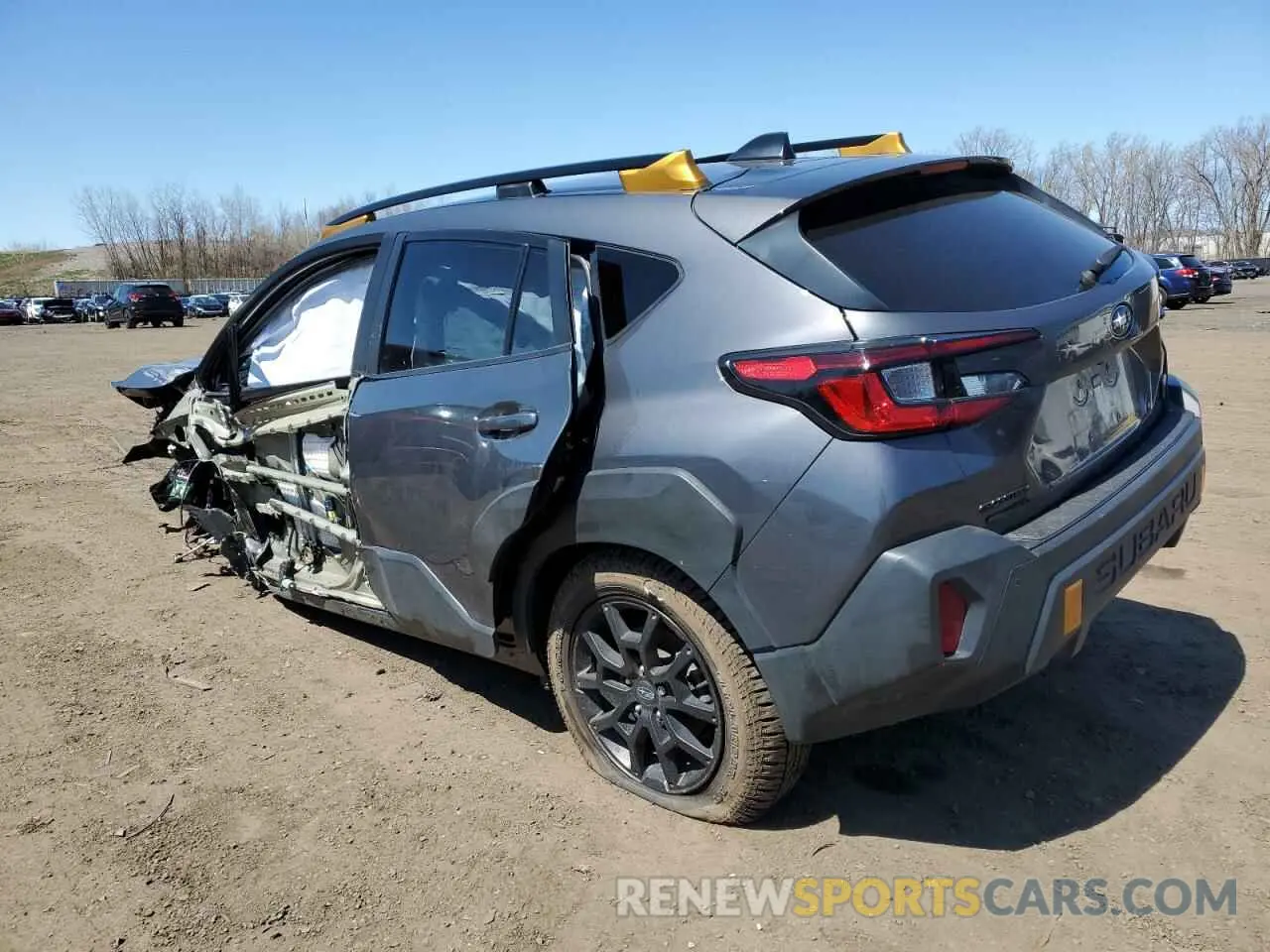 2 Photograph of a damaged car 4S4GUHT64R3732141 SUBARU CROSSTREK 2024