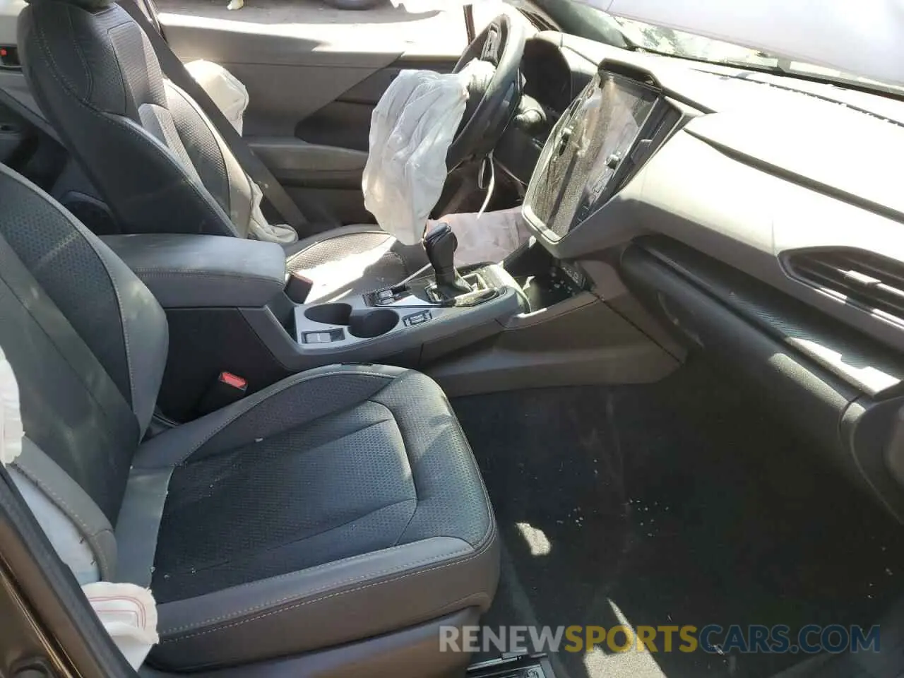 7 Photograph of a damaged car 4S4GUHT64R3732141 SUBARU CROSSTREK 2024