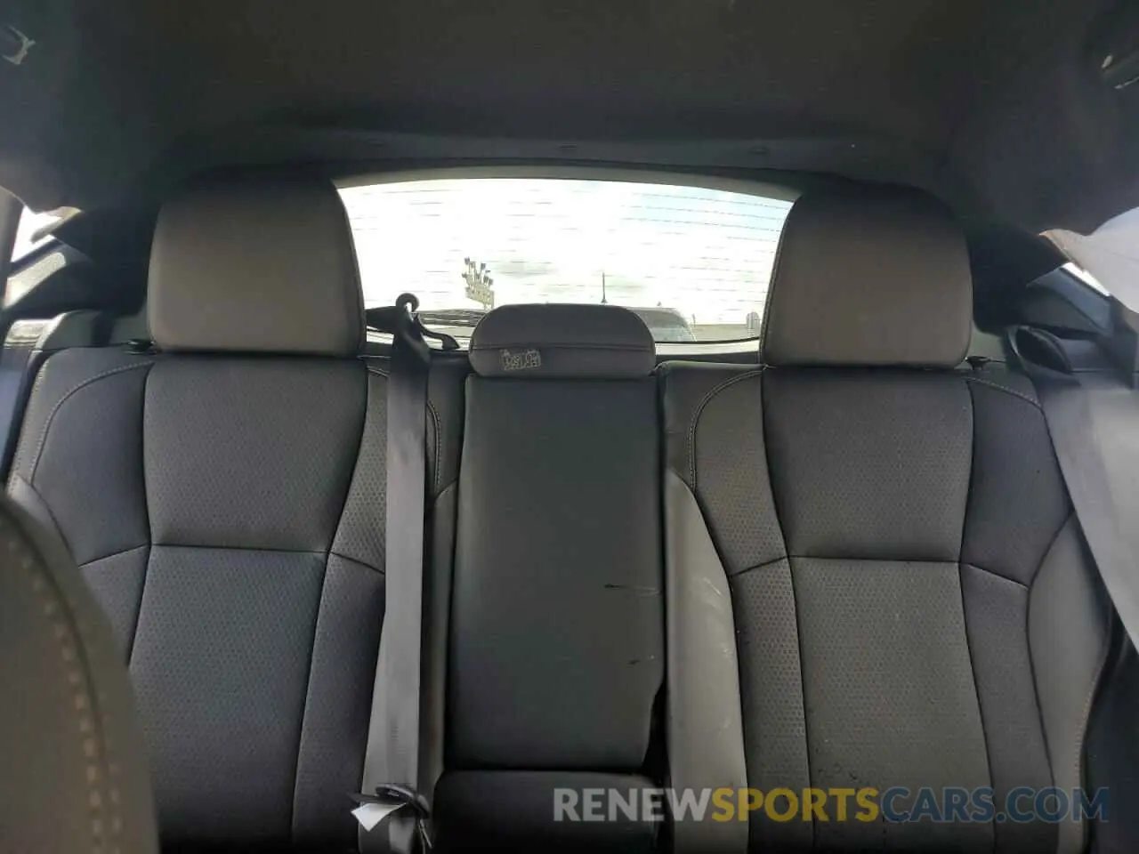 10 Photograph of a damaged car 4S4GUHT65R3763334 SUBARU CROSSTREK 2024