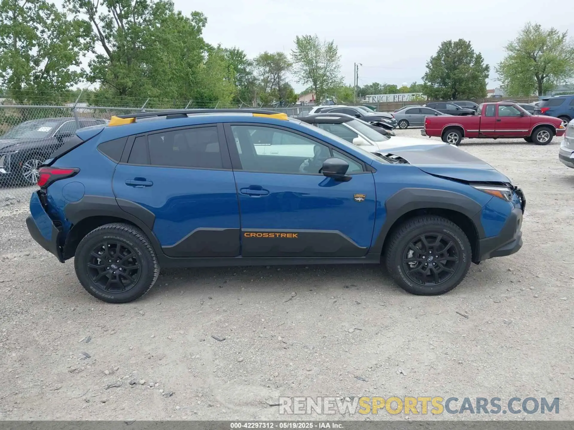 13 Photograph of a damaged car 4S4GUHT67R3755977 SUBARU CROSSTREK 2024