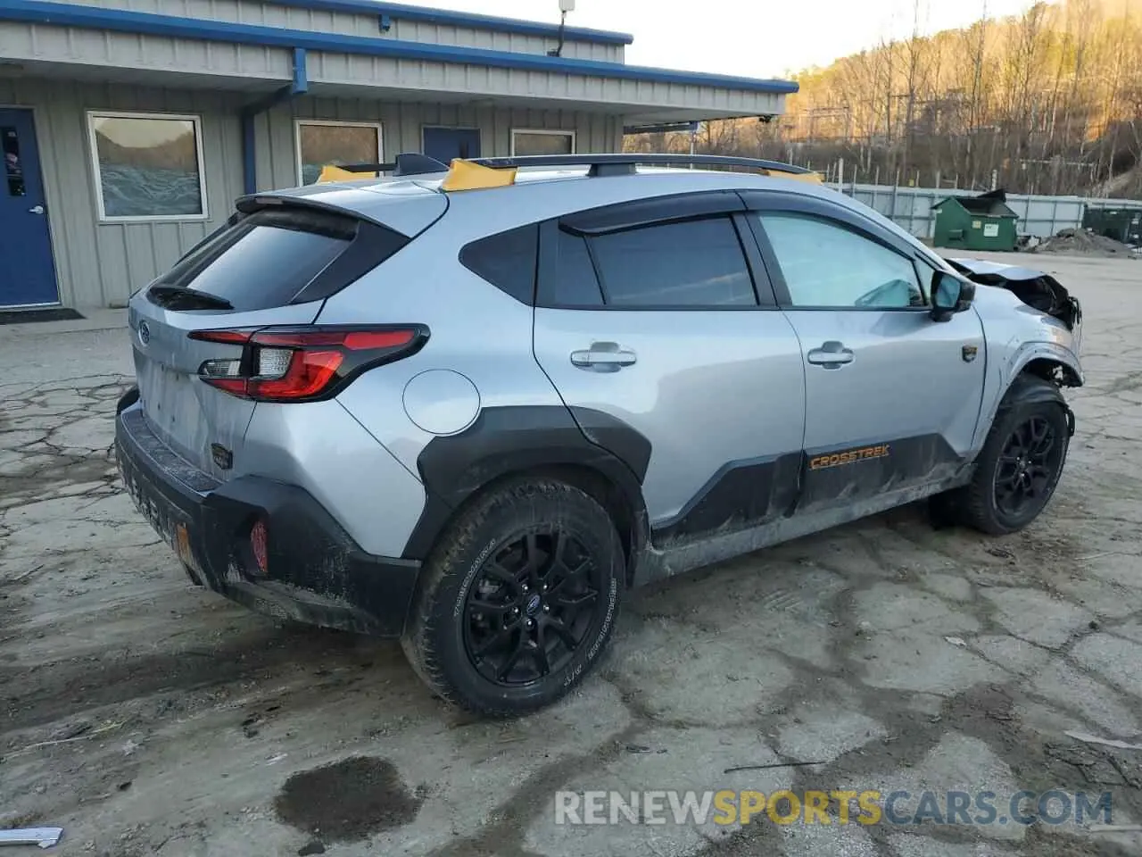 3 Photograph of a damaged car 4S4GUHU60R3748481 SUBARU CROSSTREK 2024