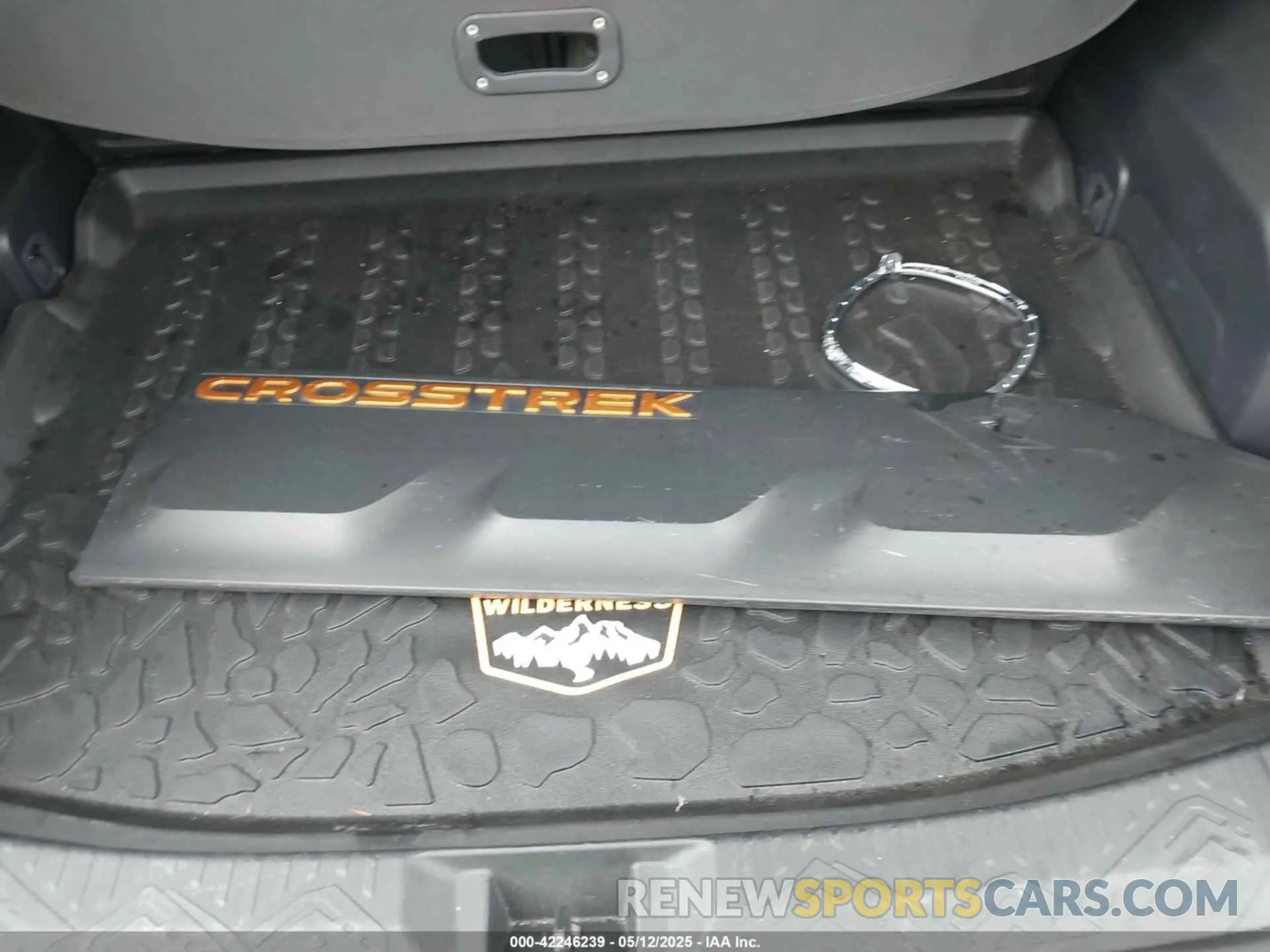 12 Photograph of a damaged car 4S4GUHU60R3761862 SUBARU CROSSTREK 2024