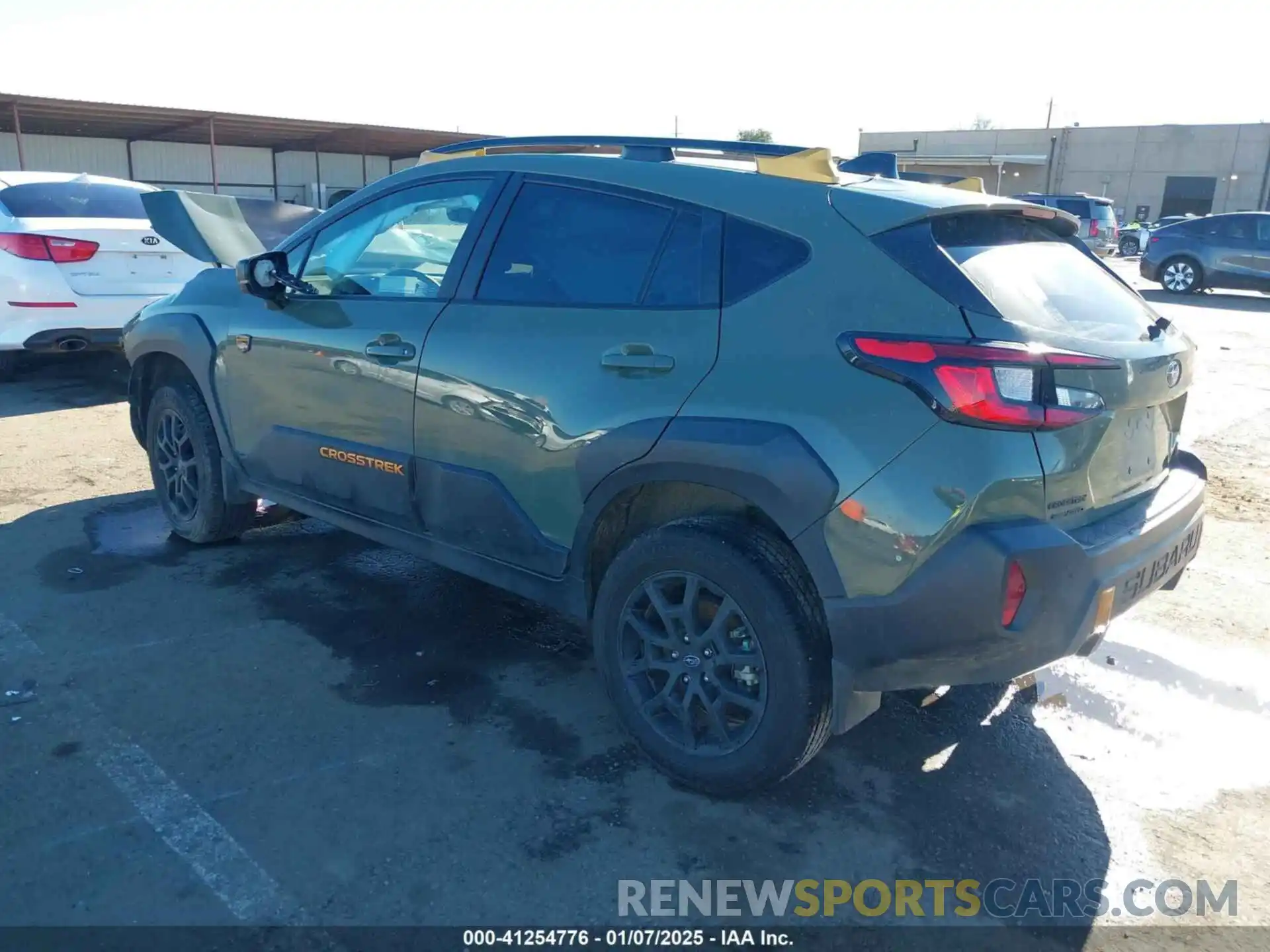 3 Photograph of a damaged car 4S4GUHU61R3784034 SUBARU CROSSTREK 2024