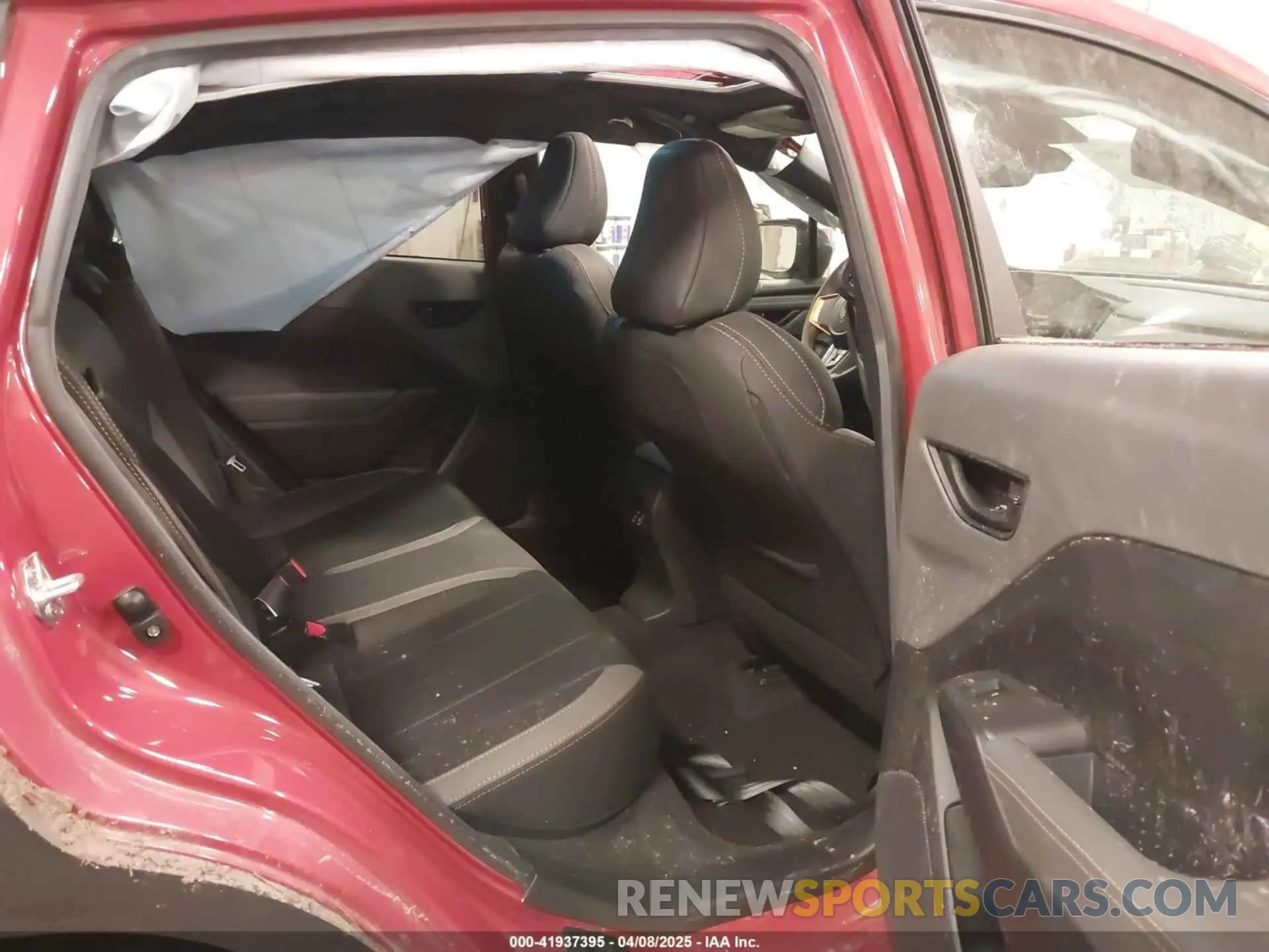 8 Photograph of a damaged car 4S4GUHU61R3795938 SUBARU CROSSTREK 2024