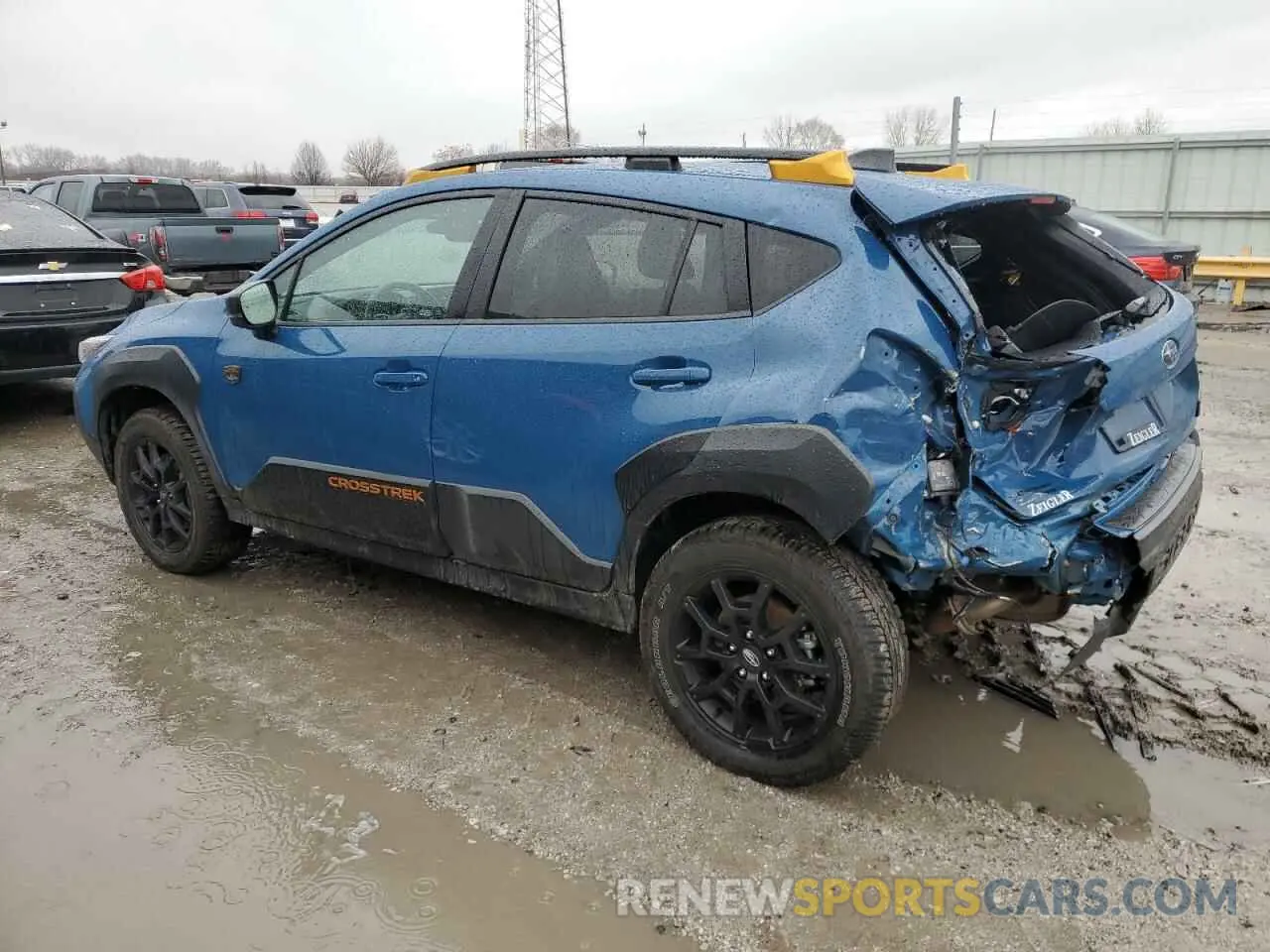 2 Photograph of a damaged car 4S4GUHU62R3739359 SUBARU CROSSTREK 2024