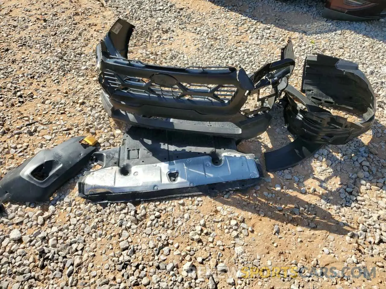 15 Photograph of a damaged car 4S4GUHU64R3762626 SUBARU CROSSTREK 2024