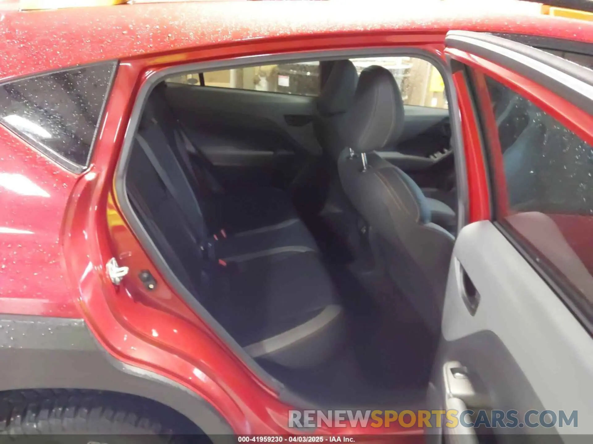 8 Photograph of a damaged car 4S4GUHU64R3775327 SUBARU CROSSTREK 2024