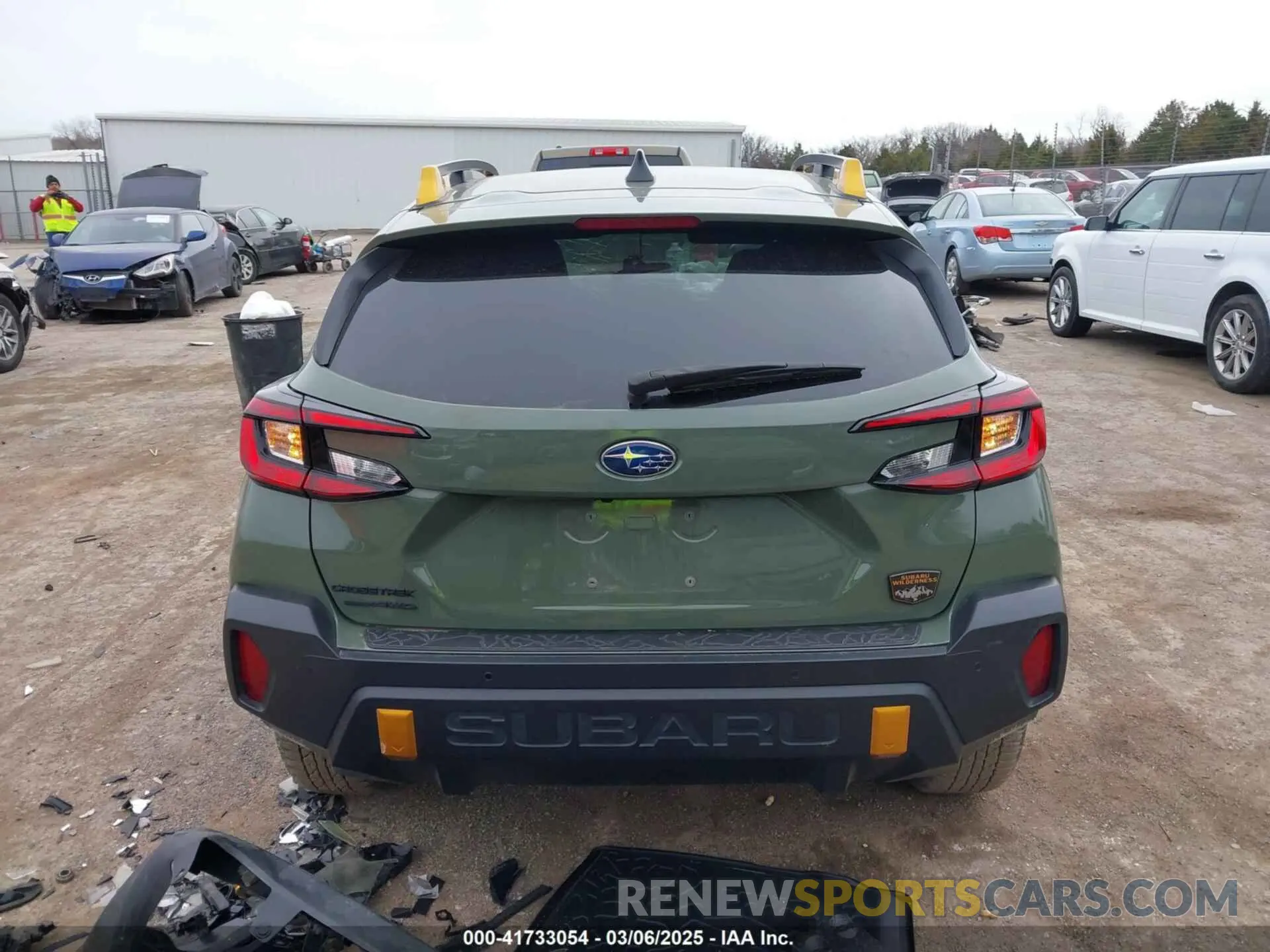 16 Photograph of a damaged car 4S4GUHU66R3799774 SUBARU CROSSTREK 2024