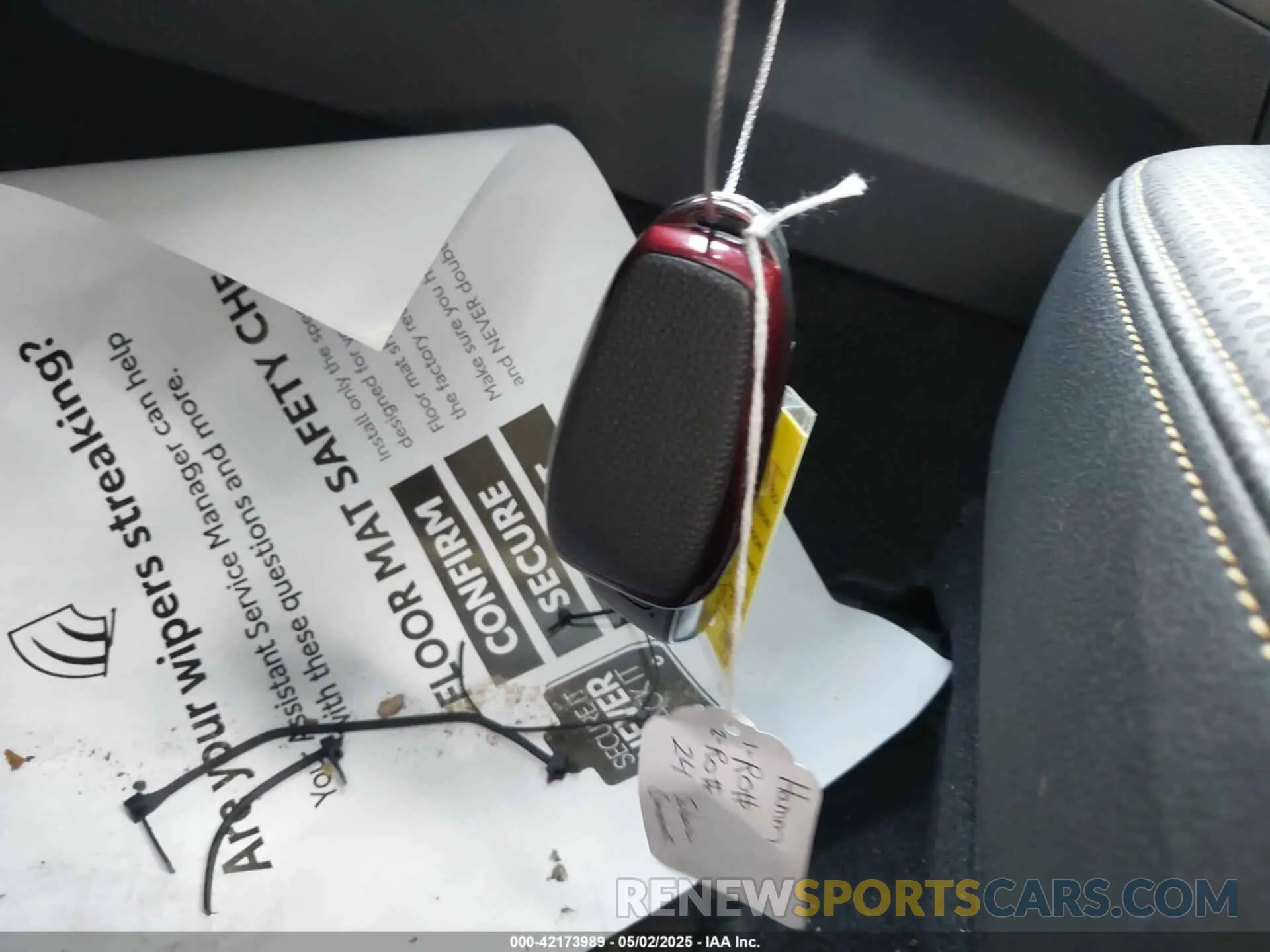 11 Photograph of a damaged car 4S4GUHU69R3724874 SUBARU CROSSTREK 2024