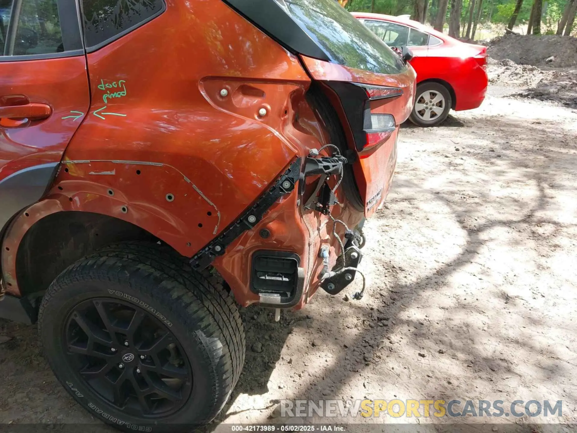 6 Photograph of a damaged car 4S4GUHU69R3724874 SUBARU CROSSTREK 2024