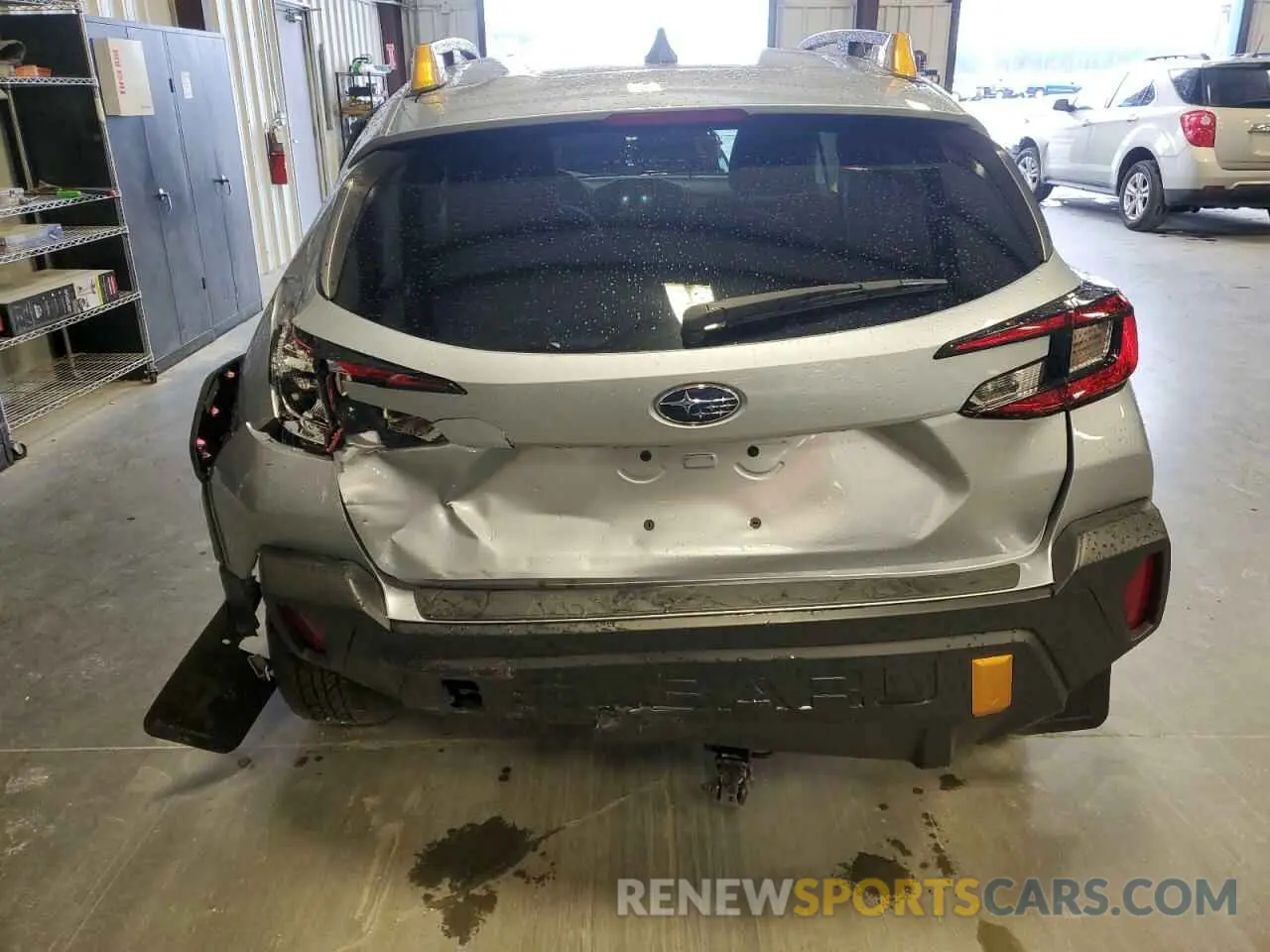 6 Photograph of a damaged car 4S4GUHU69R3783214 SUBARU CROSSTREK 2024