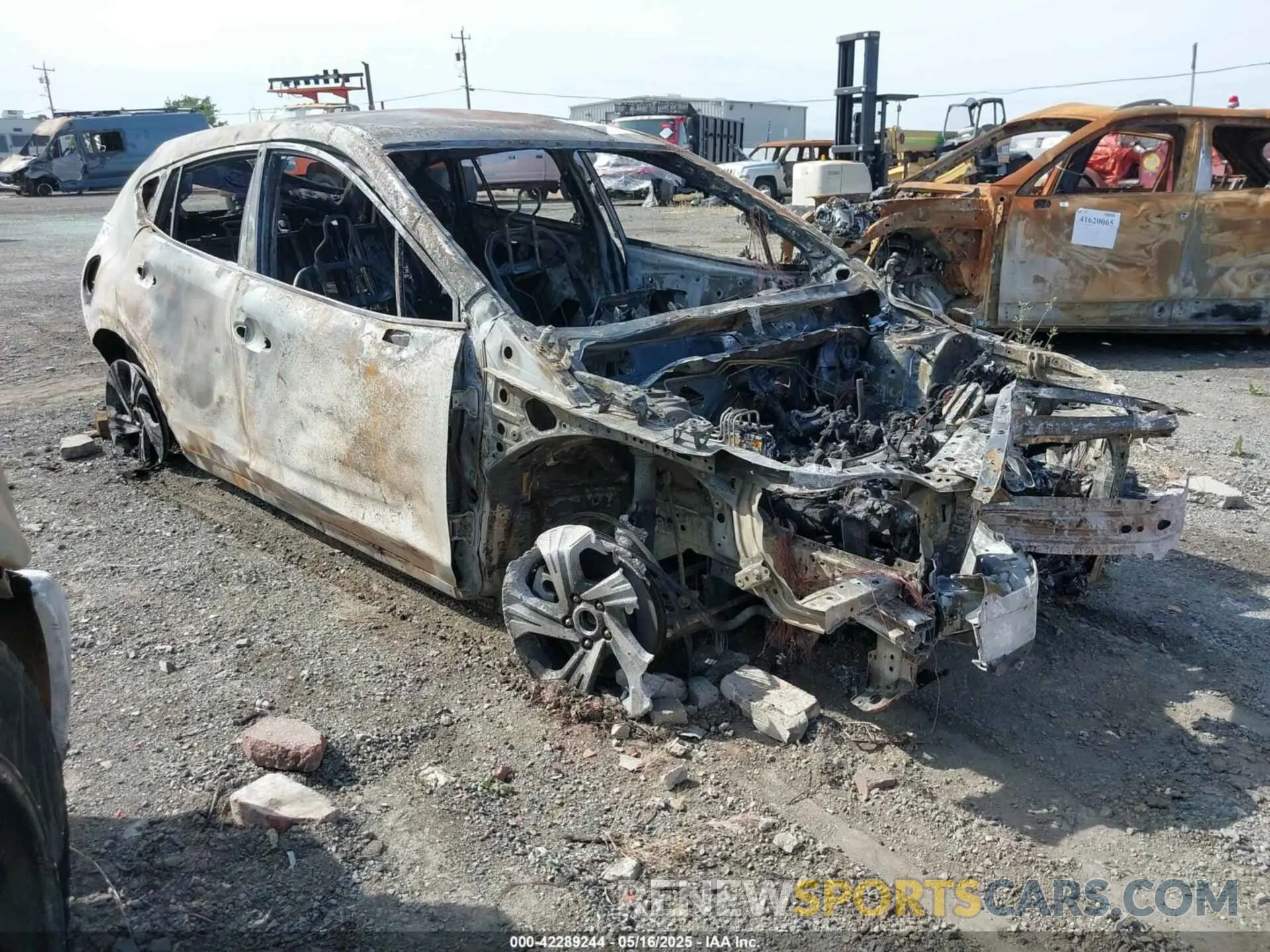1 Photograph of a damaged car JF2GUABC1RH246474 SUBARU CROSSTREK 2024