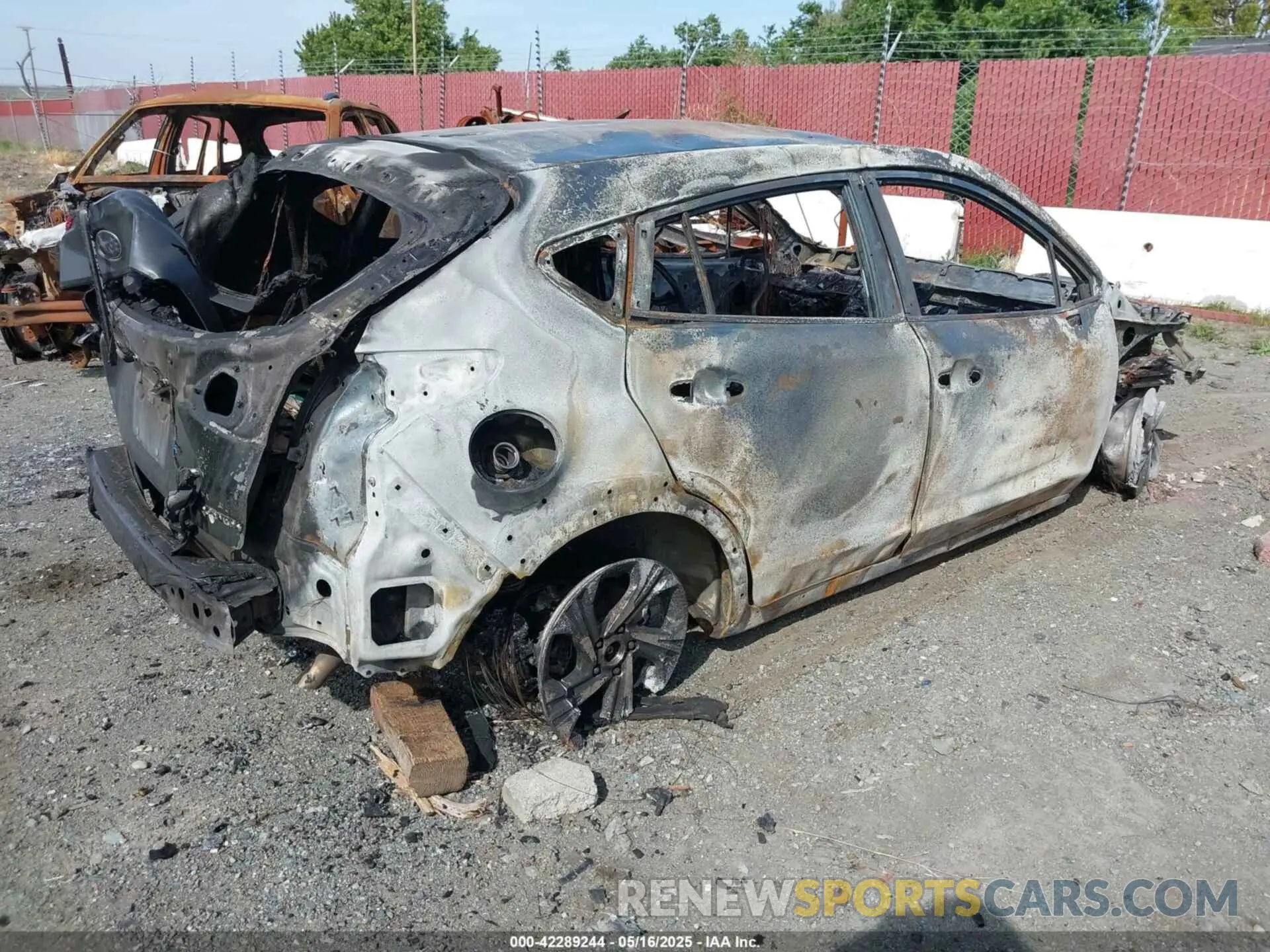 4 Photograph of a damaged car JF2GUABC1RH246474 SUBARU CROSSTREK 2024