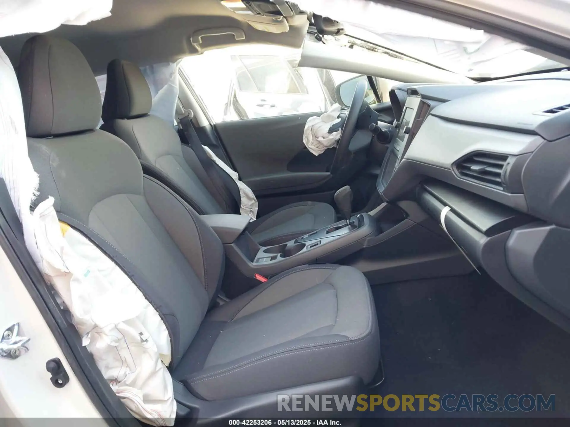 5 Photograph of a damaged car JF2GUABC3R8908586 SUBARU CROSSTREK 2024