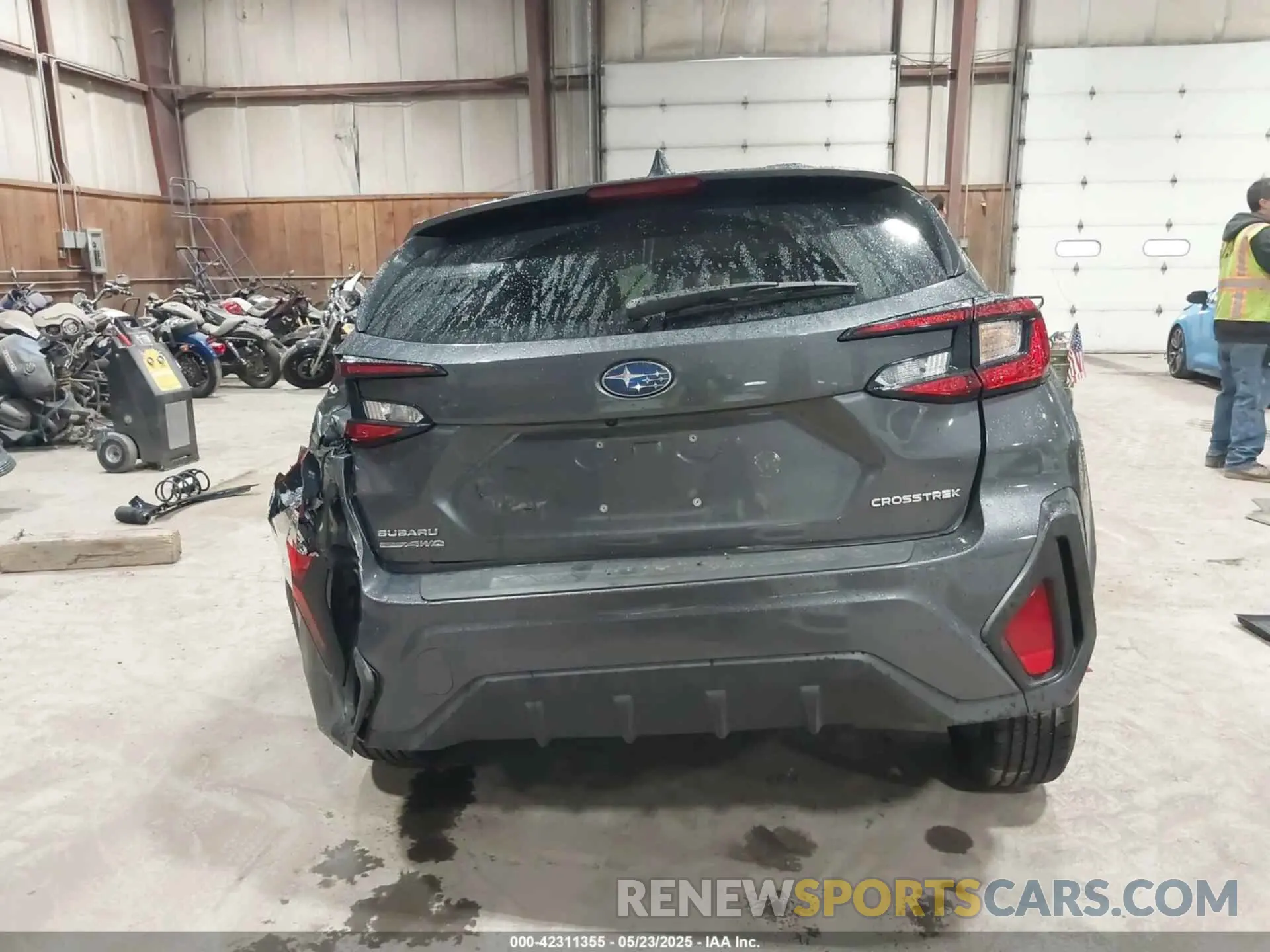 17 Photograph of a damaged car JF2GUABC7R8216119 SUBARU CROSSTREK 2024