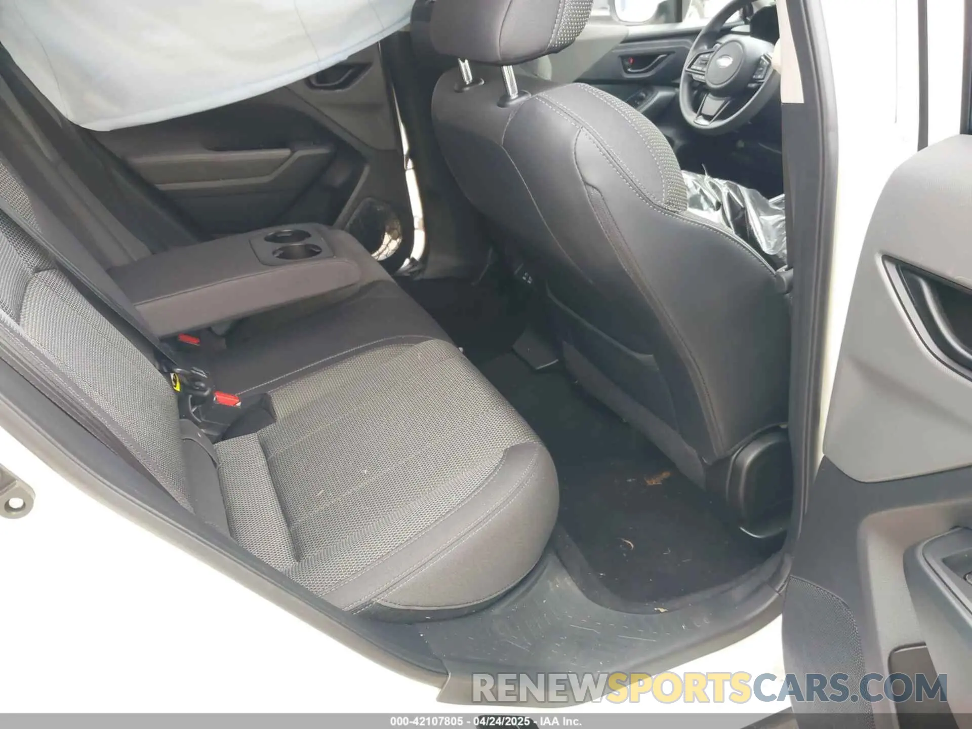 8 Photograph of a damaged car JF2GUADC0R8251789 SUBARU CROSSTREK 2024