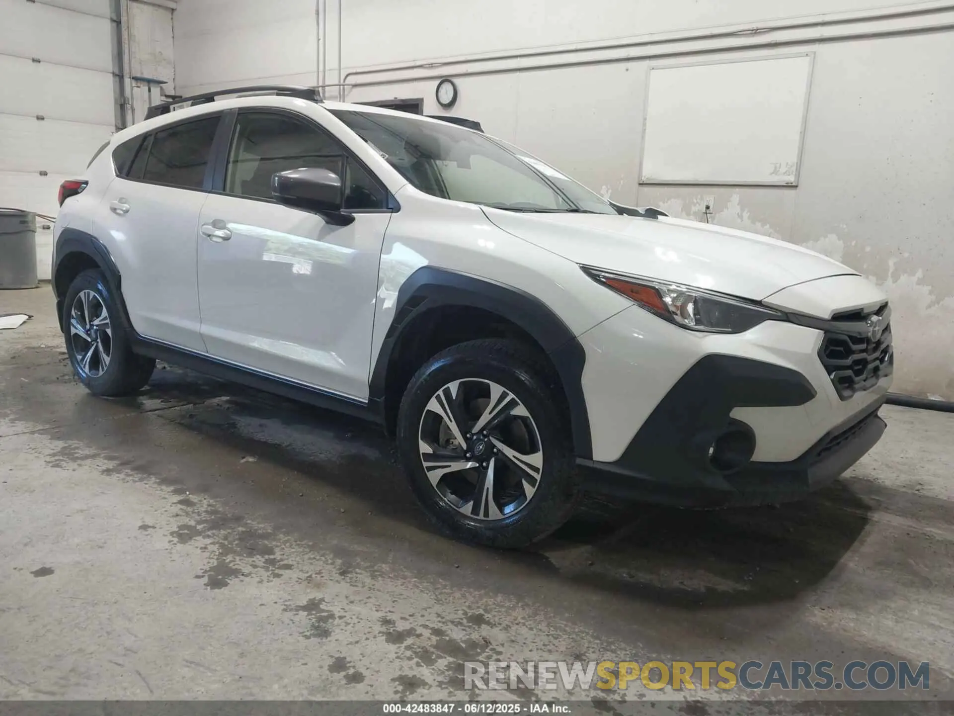 1 Photograph of a damaged car JF2GUADC0R8299759 SUBARU CROSSTREK 2024