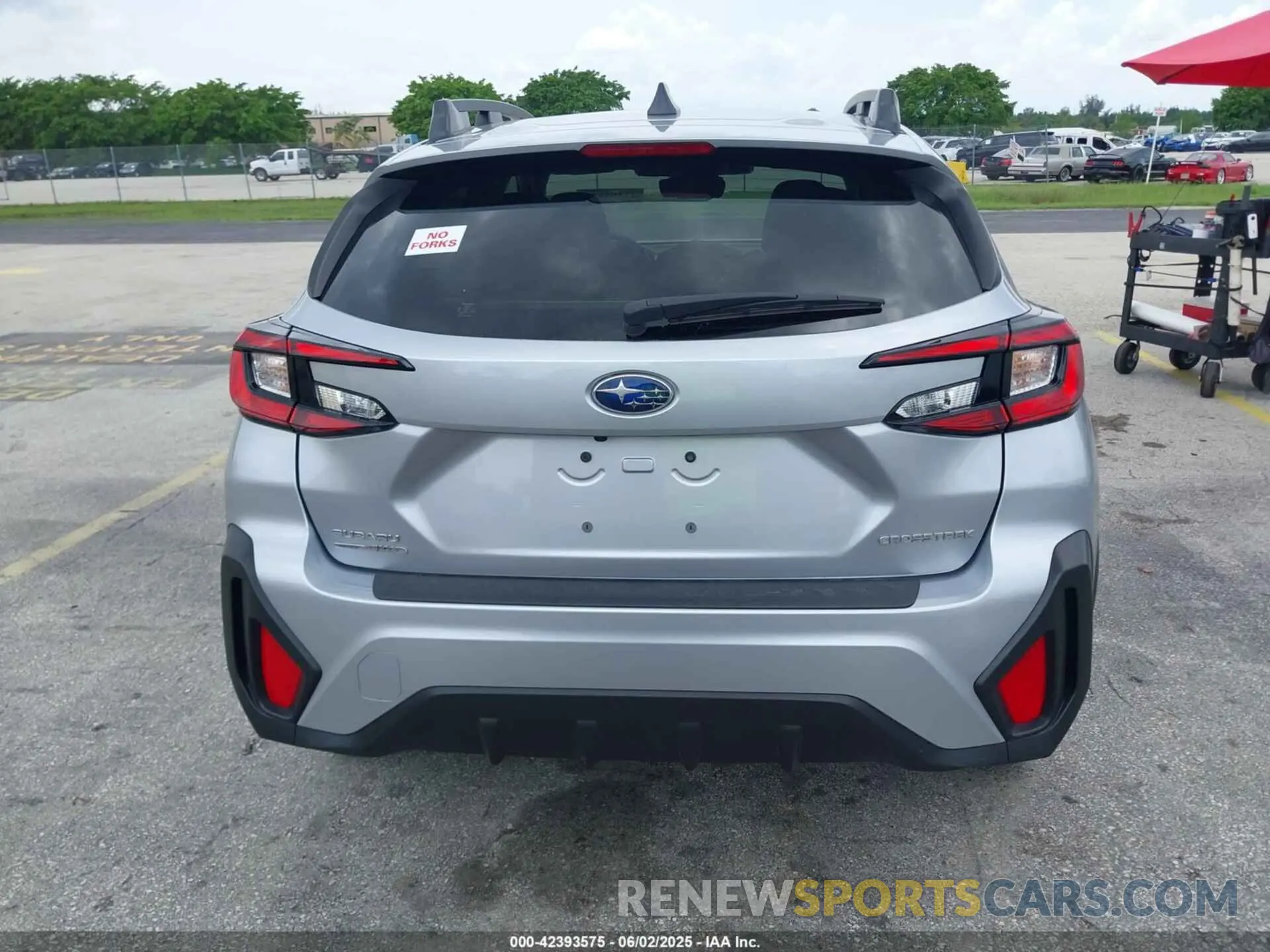 16 Photograph of a damaged car JF2GUADC0R8341461 SUBARU CROSSTREK 2024