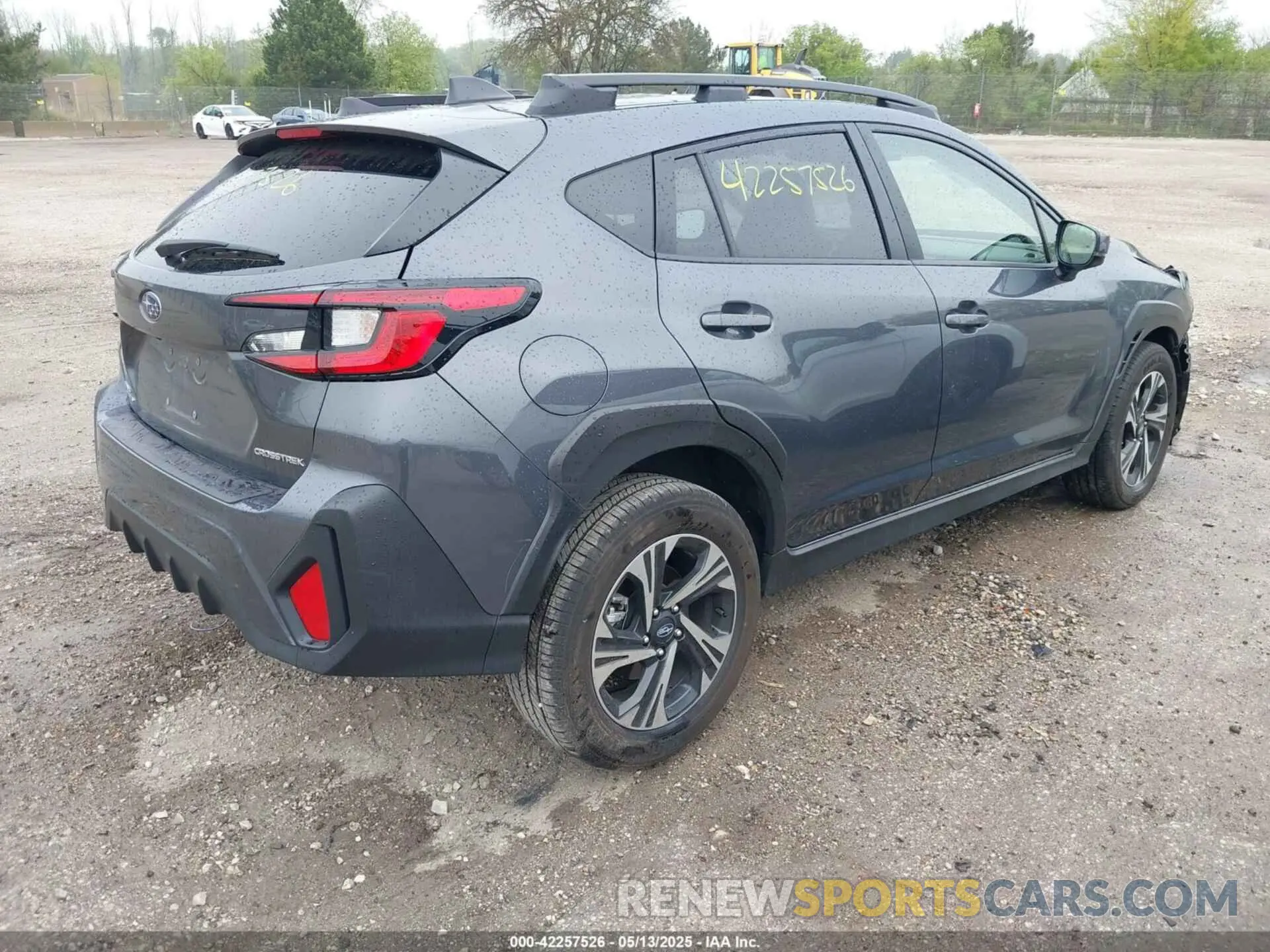 4 Photograph of a damaged car JF2GUADC0RH332534 SUBARU CROSSTREK 2024