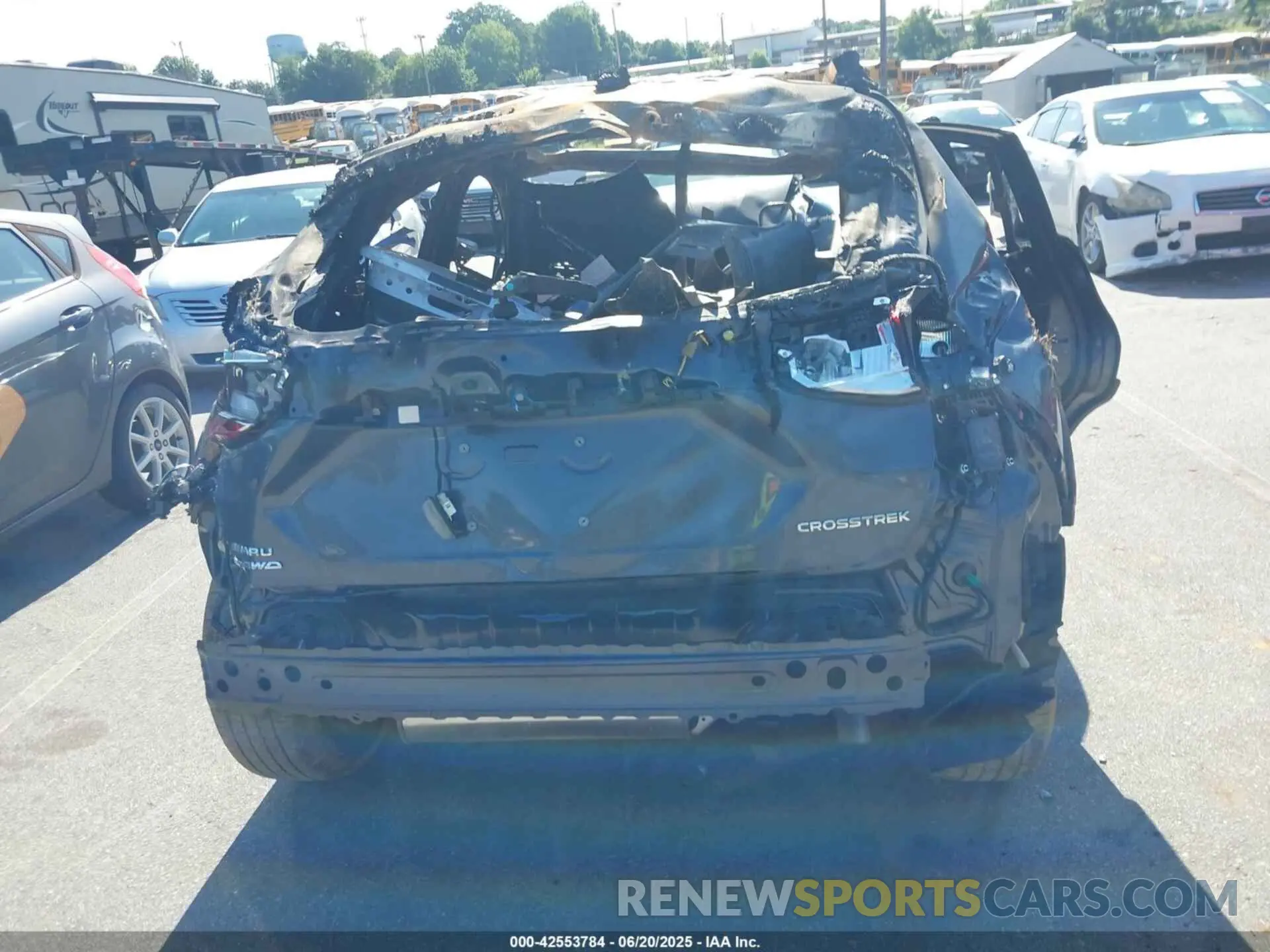 15 Photograph of a damaged car JF2GUADC1R8236427 SUBARU CROSSTREK 2024