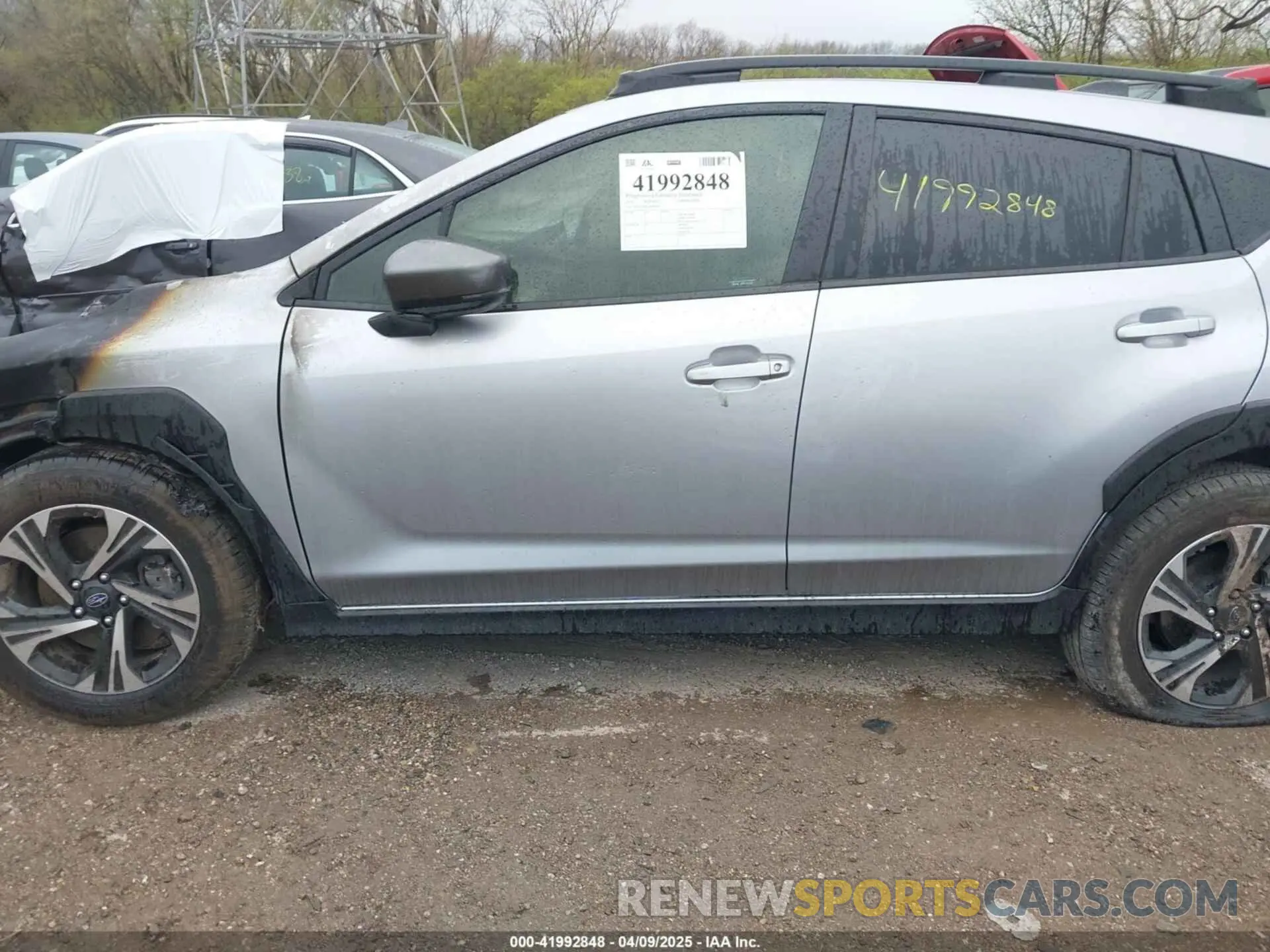 13 Photograph of a damaged car JF2GUADC1R8348581 SUBARU CROSSTREK 2024