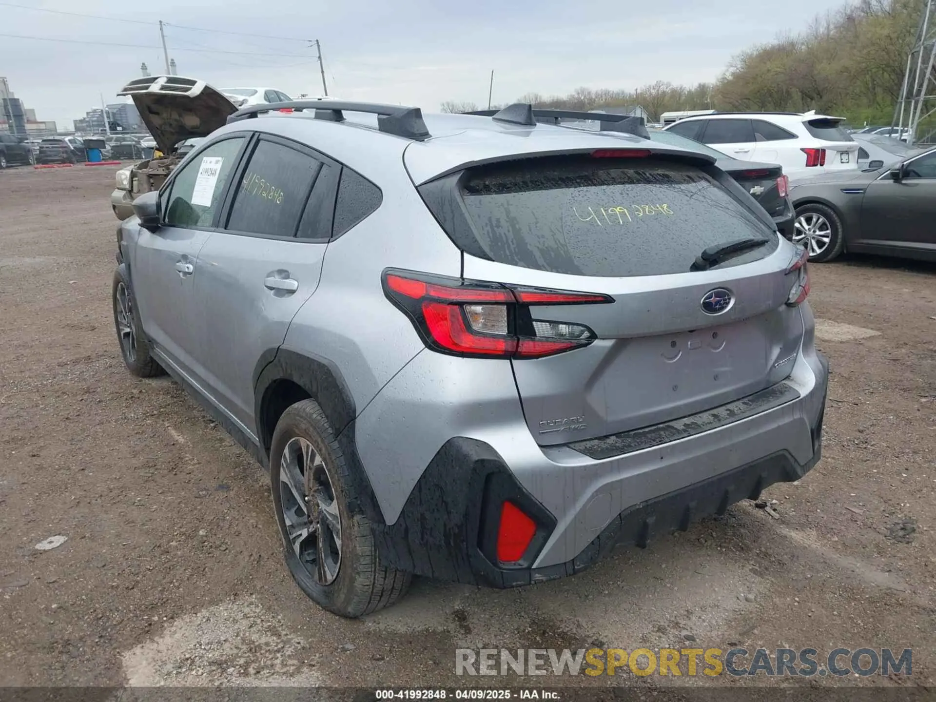 3 Photograph of a damaged car JF2GUADC1R8348581 SUBARU CROSSTREK 2024