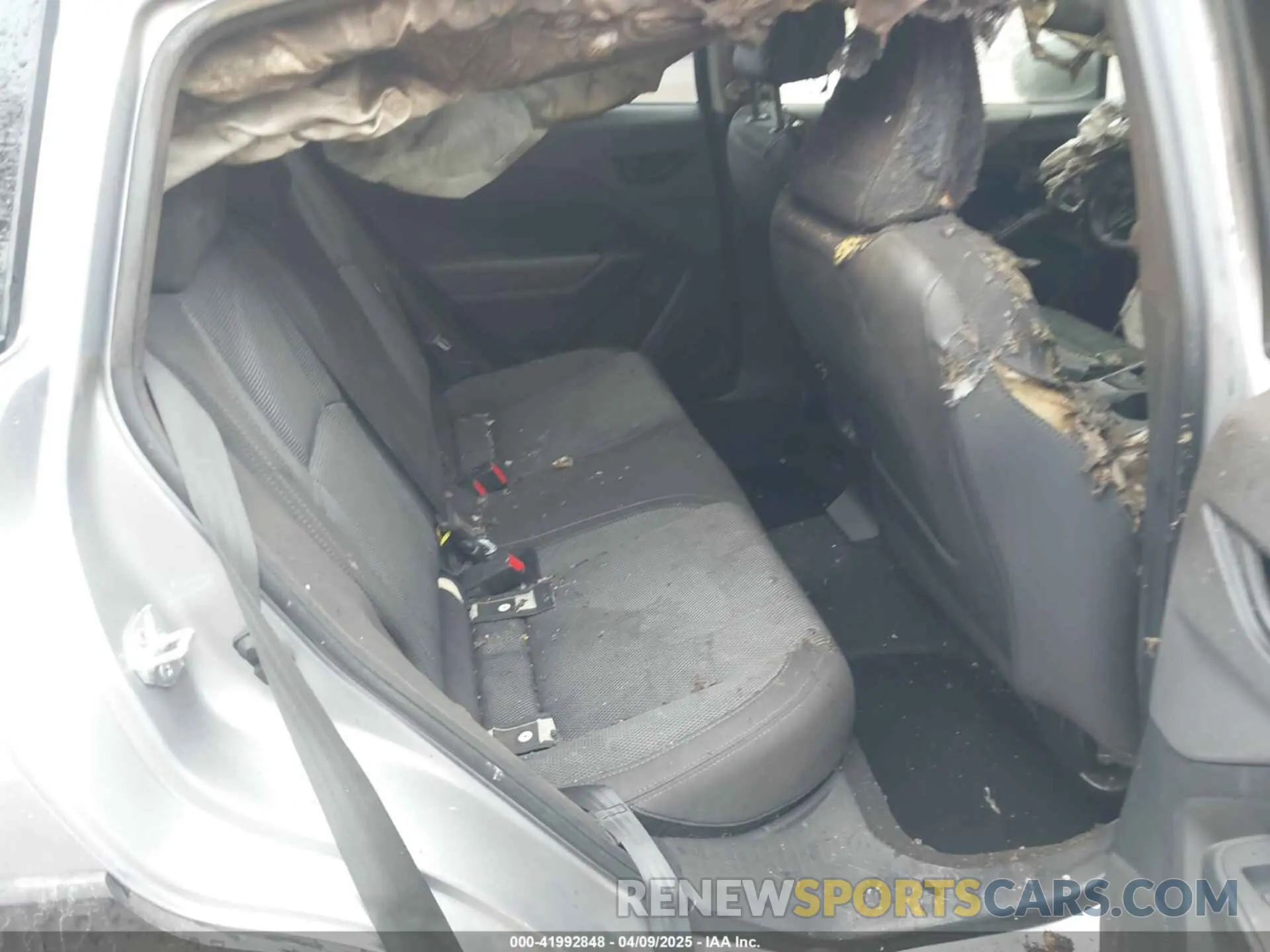 8 Photograph of a damaged car JF2GUADC1R8348581 SUBARU CROSSTREK 2024