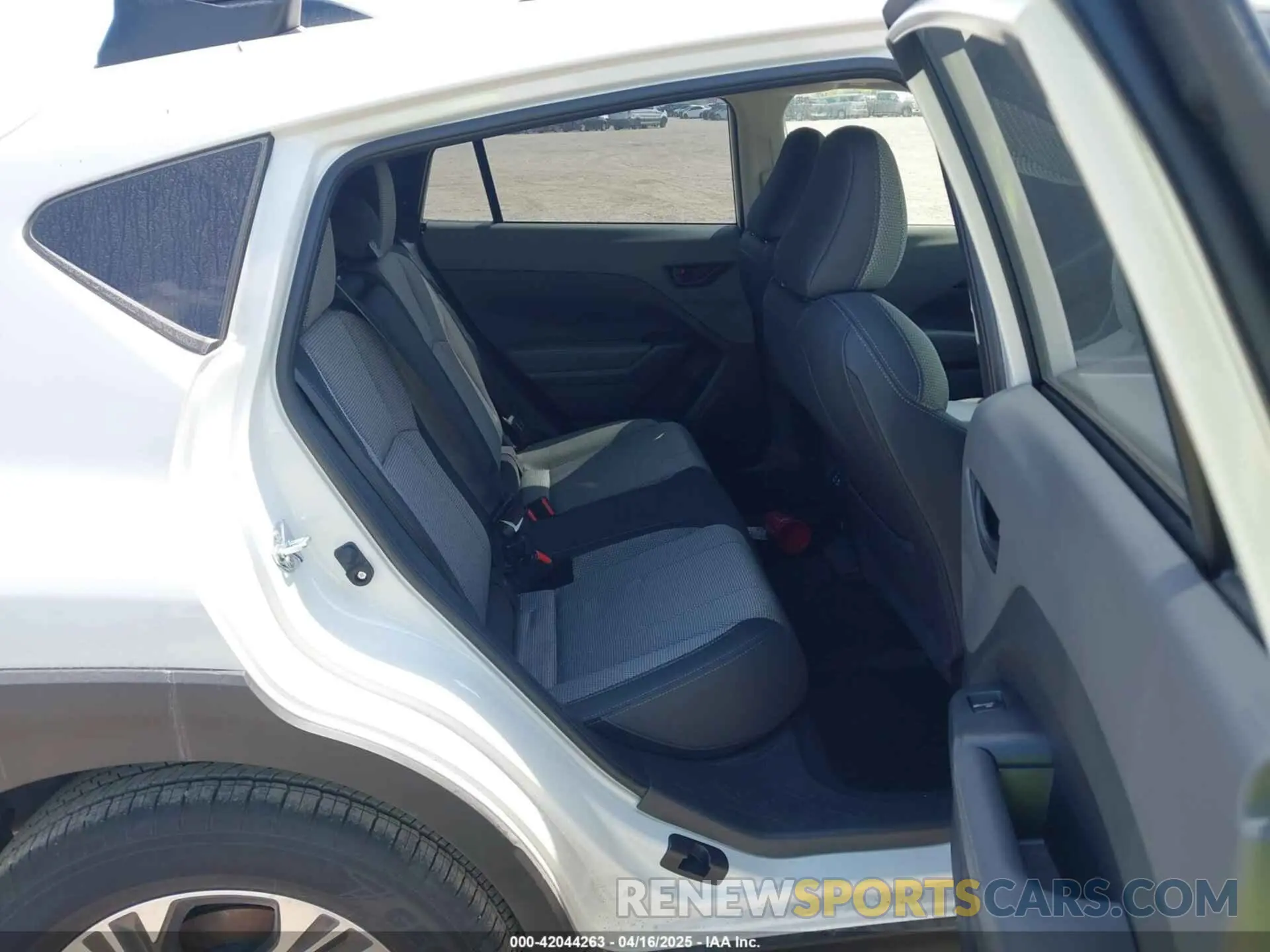 8 Photograph of a damaged car JF2GUADC1R8906221 SUBARU CROSSTREK 2024