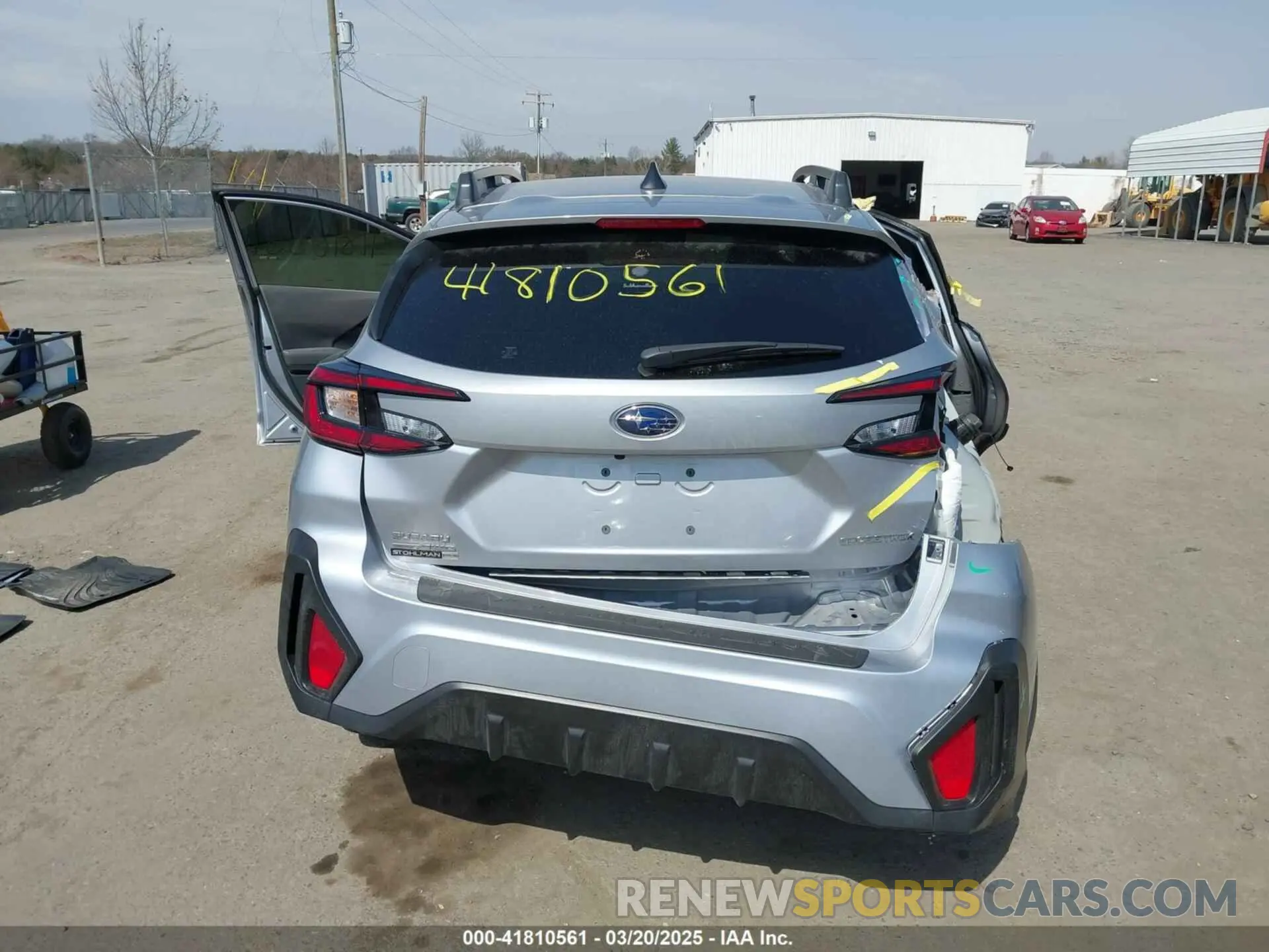 17 Photograph of a damaged car JF2GUADC2R8882446 SUBARU CROSSTREK 2024