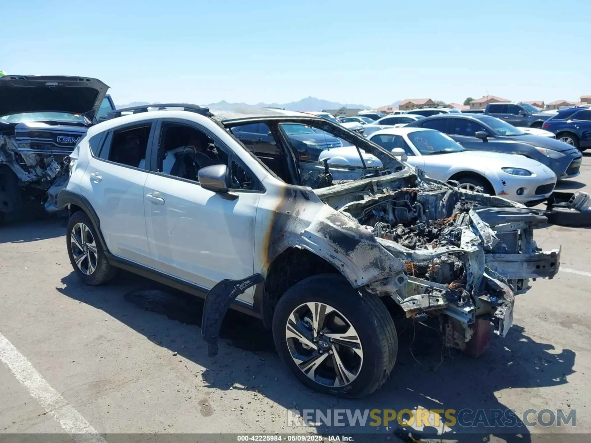 1 Photograph of a damaged car JF2GUADC2RH200732 SUBARU CROSSTREK 2024