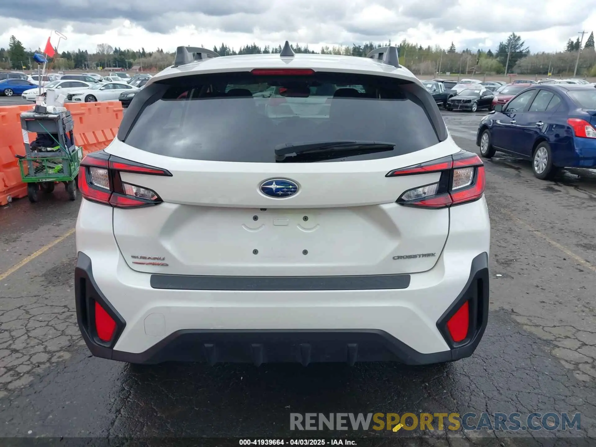 17 Photograph of a damaged car JF2GUADC2RH208801 SUBARU CROSSTREK 2024