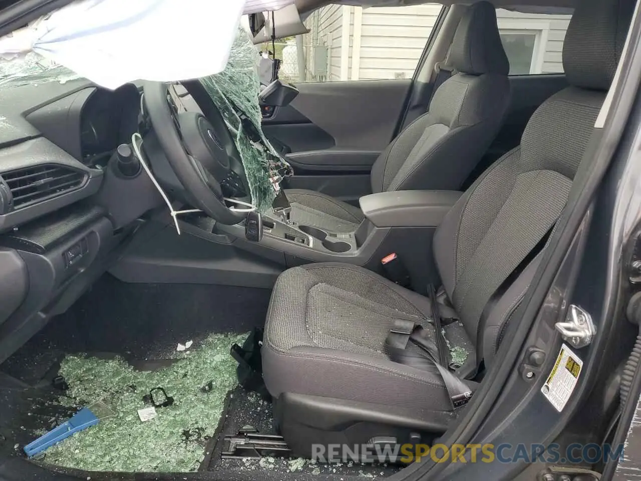 7 Photograph of a damaged car JF2GUADC3R8204885 SUBARU CROSSTREK 2024