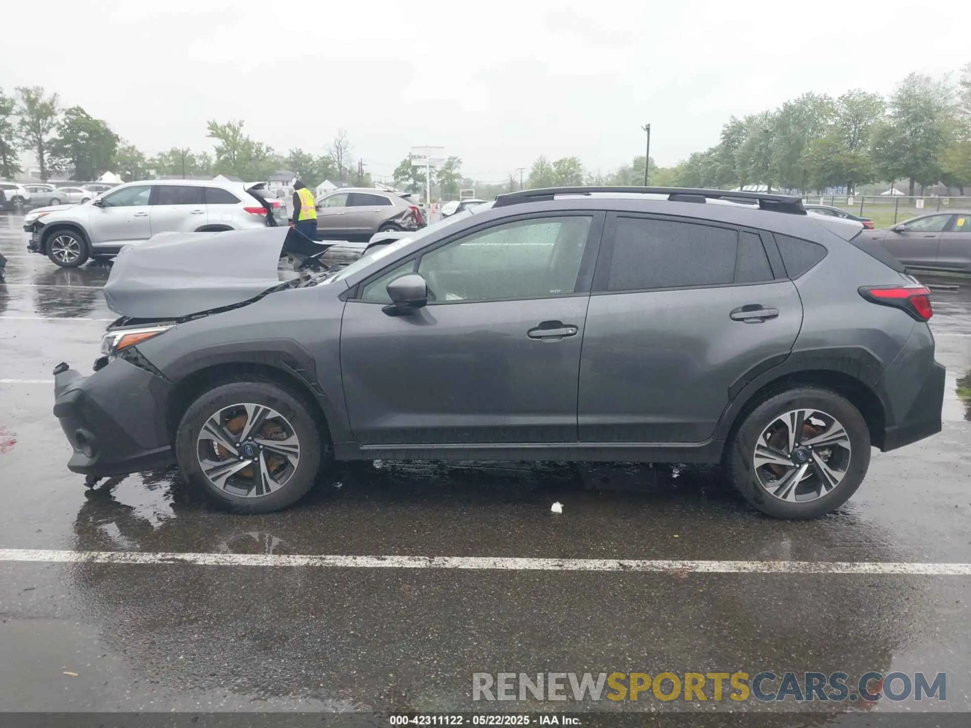 13 Photograph of a damaged car JF2GUADC3R8218799 SUBARU CROSSTREK 2024