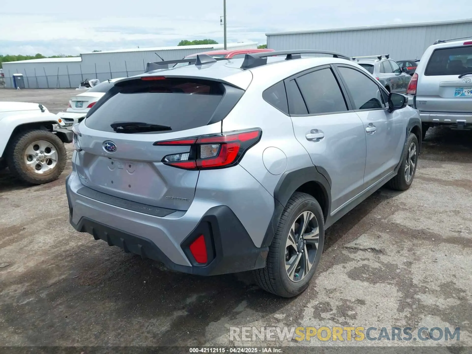 4 Photograph of a damaged car JF2GUADC3R8897635 SUBARU CROSSTREK 2024