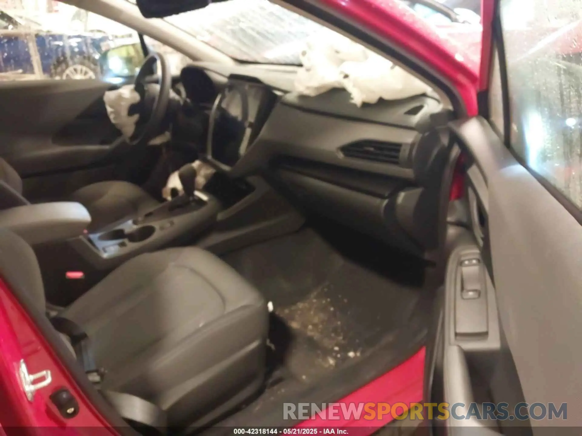 5 Photograph of a damaged car JF2GUADC3RH270885 SUBARU CROSSTREK 2024