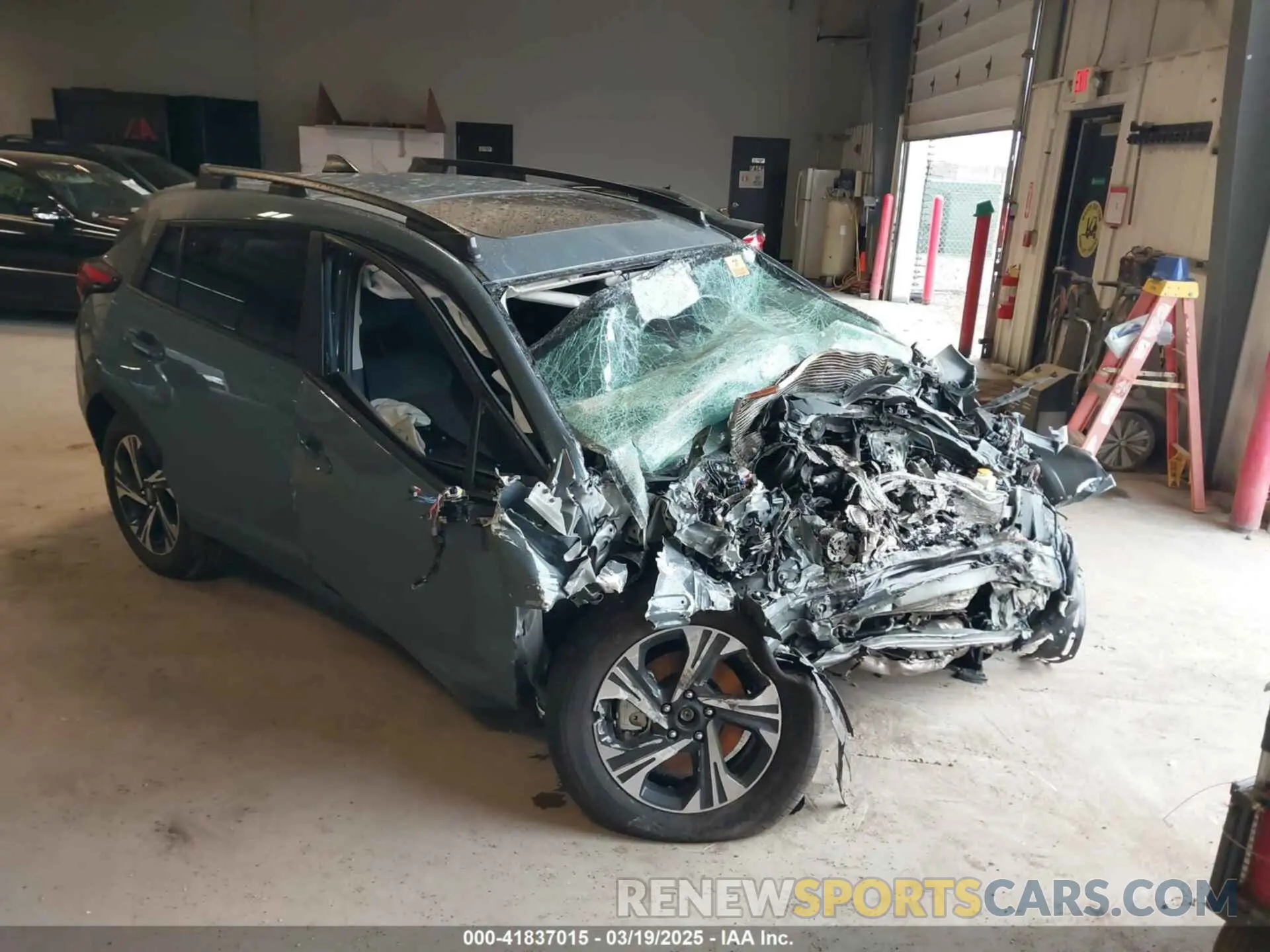 1 Photograph of a damaged car JF2GUADC3RH855661 SUBARU CROSSTREK 2024