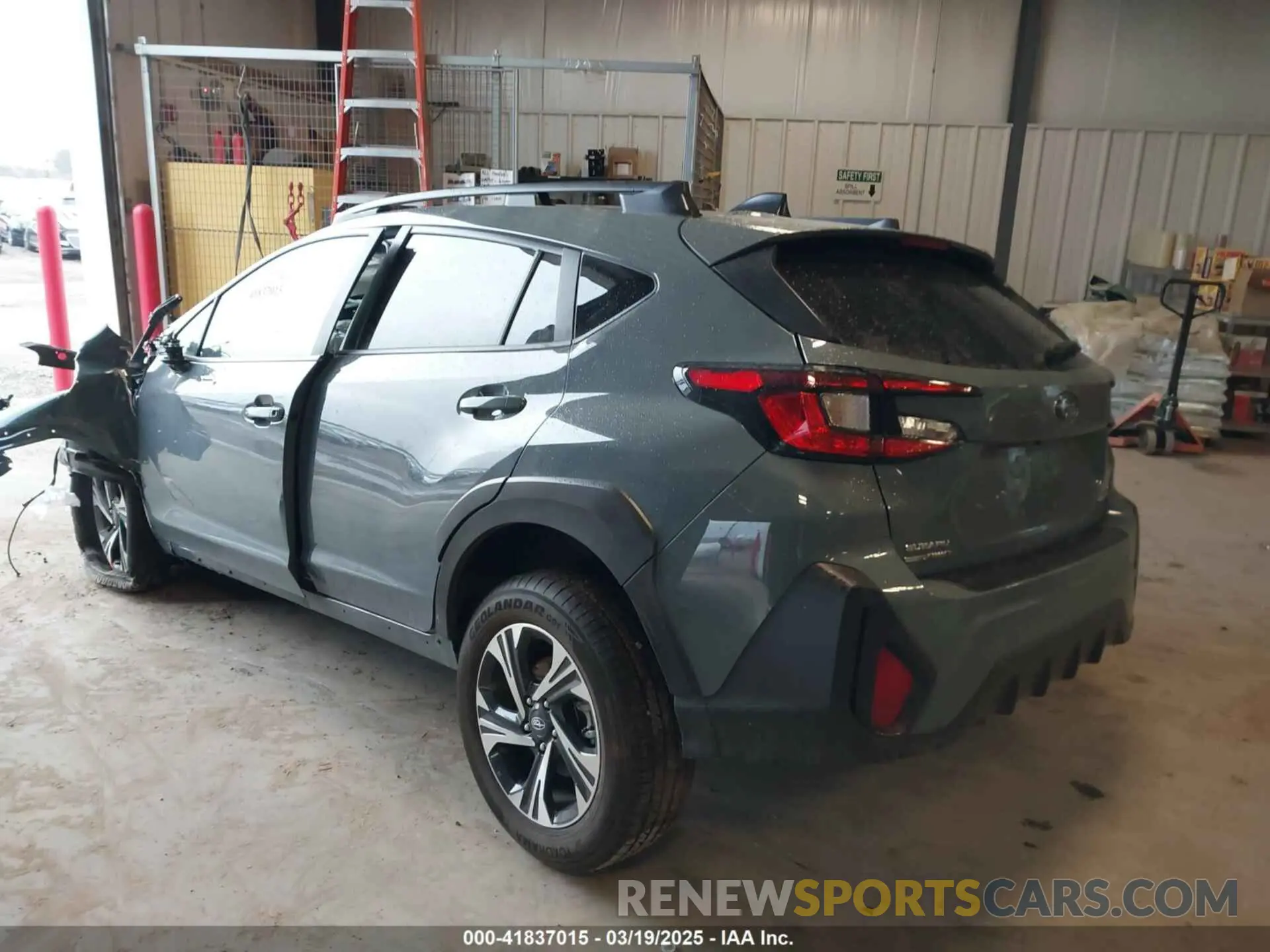 3 Photograph of a damaged car JF2GUADC3RH855661 SUBARU CROSSTREK 2024