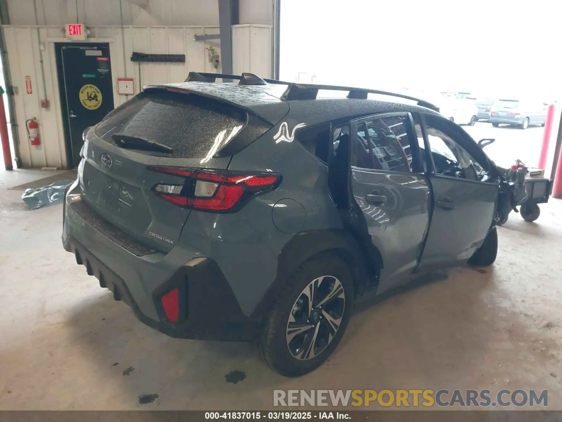 4 Photograph of a damaged car JF2GUADC3RH855661 SUBARU CROSSTREK 2024