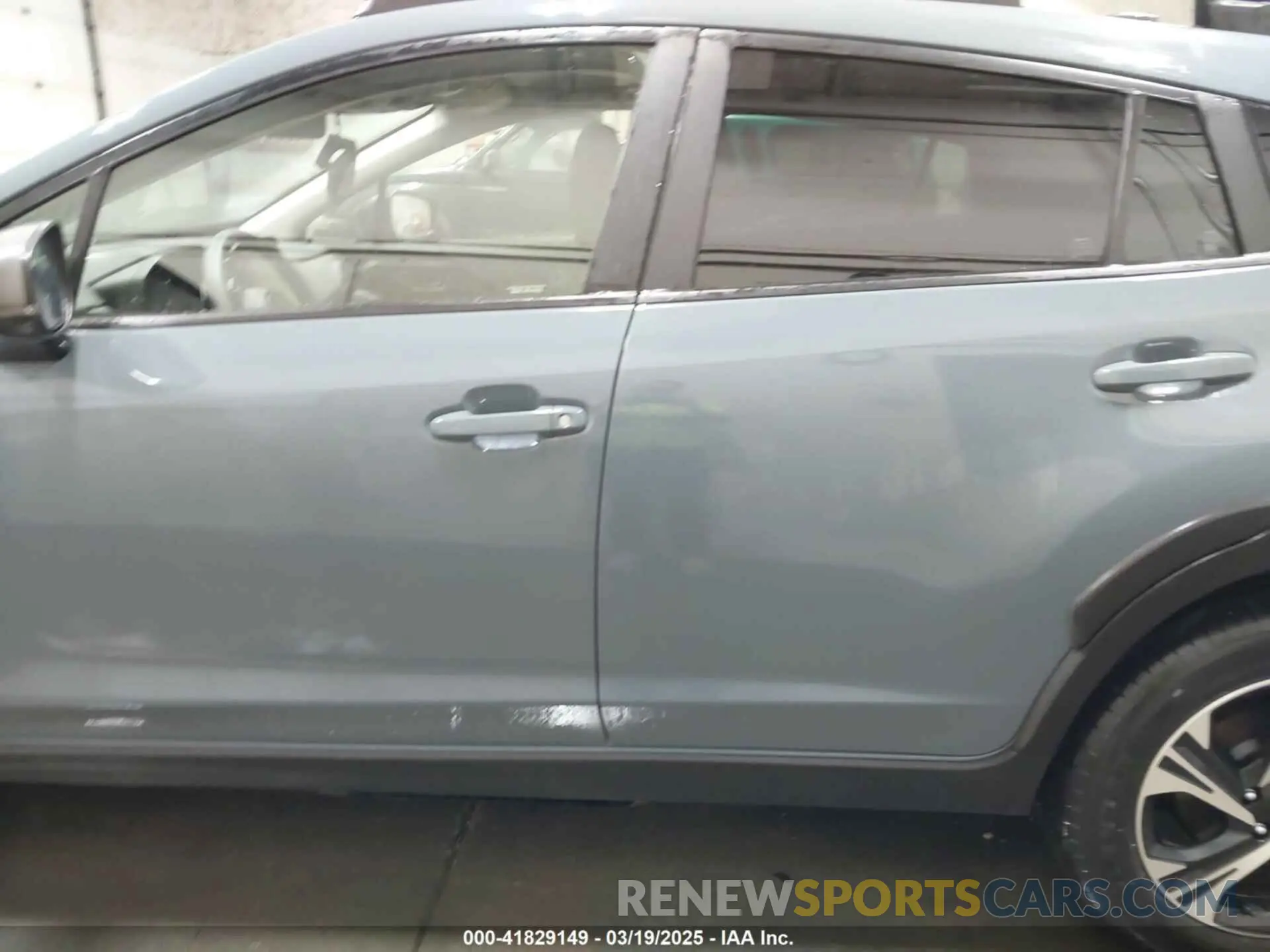 15 Photograph of a damaged car JF2GUADC4R8252489 SUBARU CROSSTREK 2024