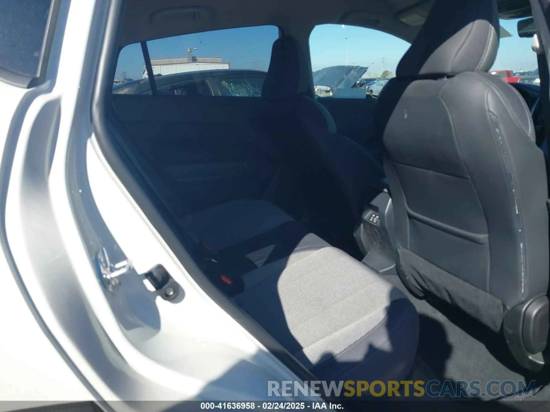 8 Photograph of a damaged car JF2GUADC4R8851019 SUBARU CROSSTREK 2024