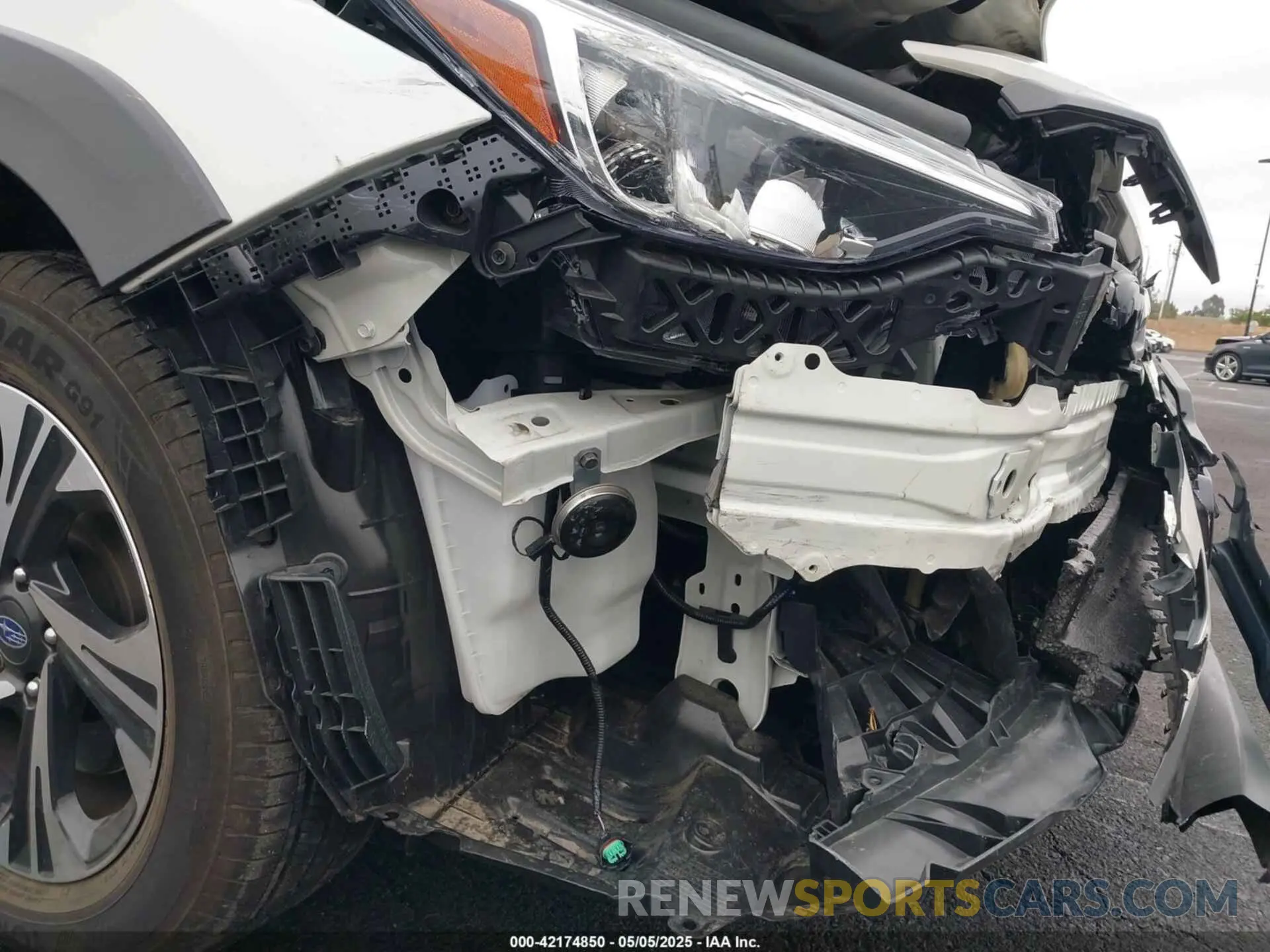 22 Photograph of a damaged car JF2GUADC5R8290118 SUBARU CROSSTREK 2024