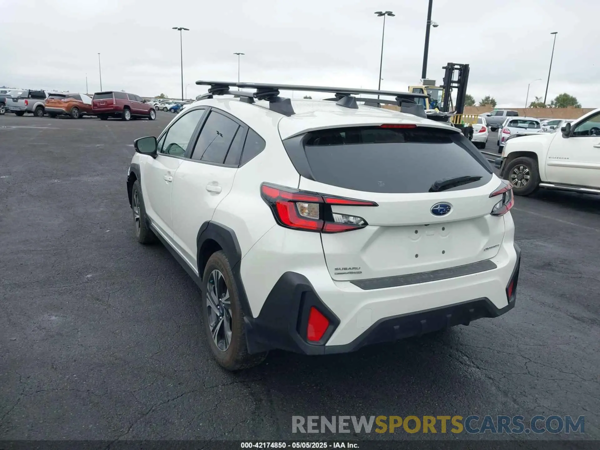 3 Photograph of a damaged car JF2GUADC5R8290118 SUBARU CROSSTREK 2024