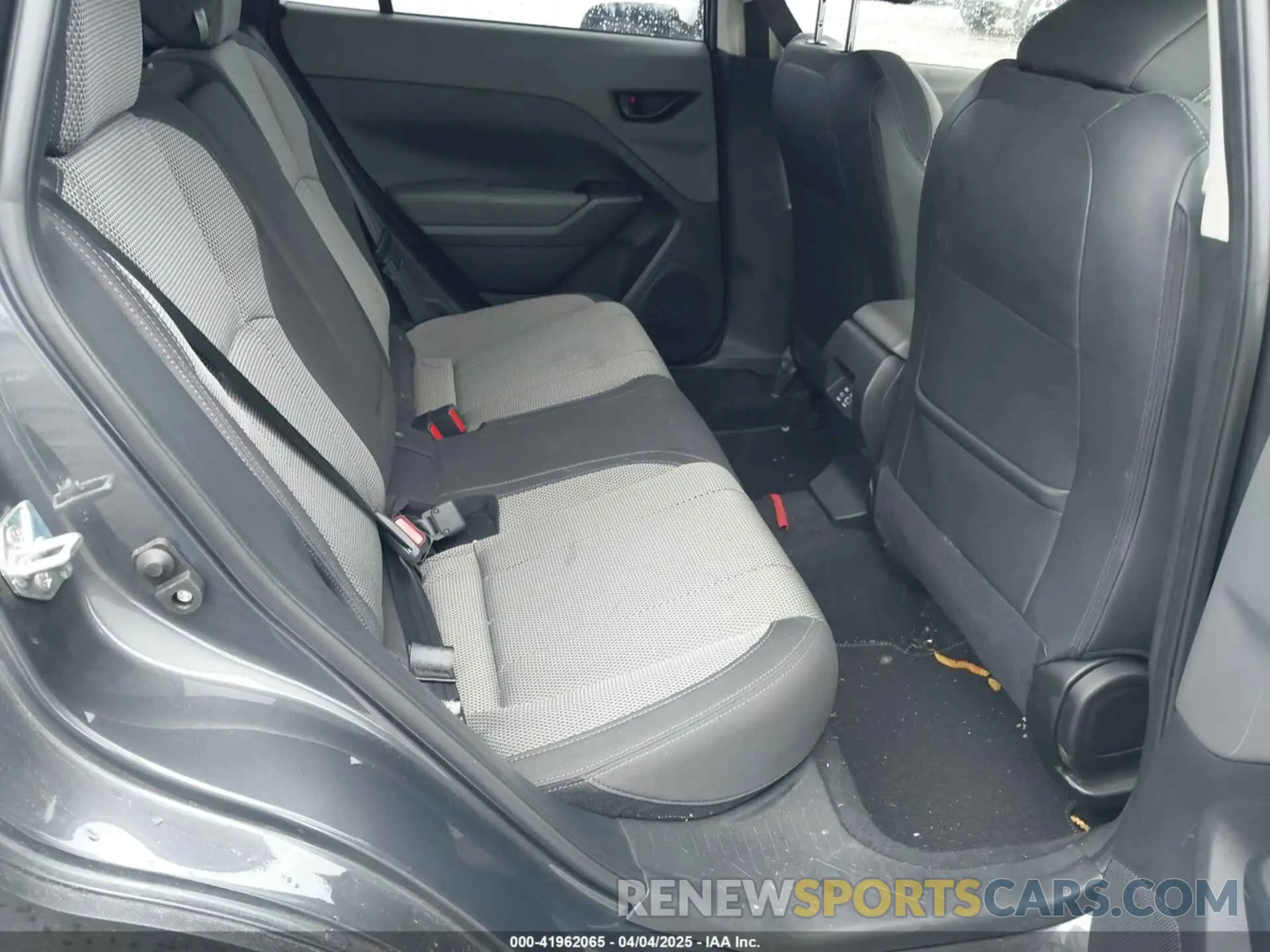 8 Photograph of a damaged car JF2GUADC5RH225429 SUBARU CROSSTREK 2024