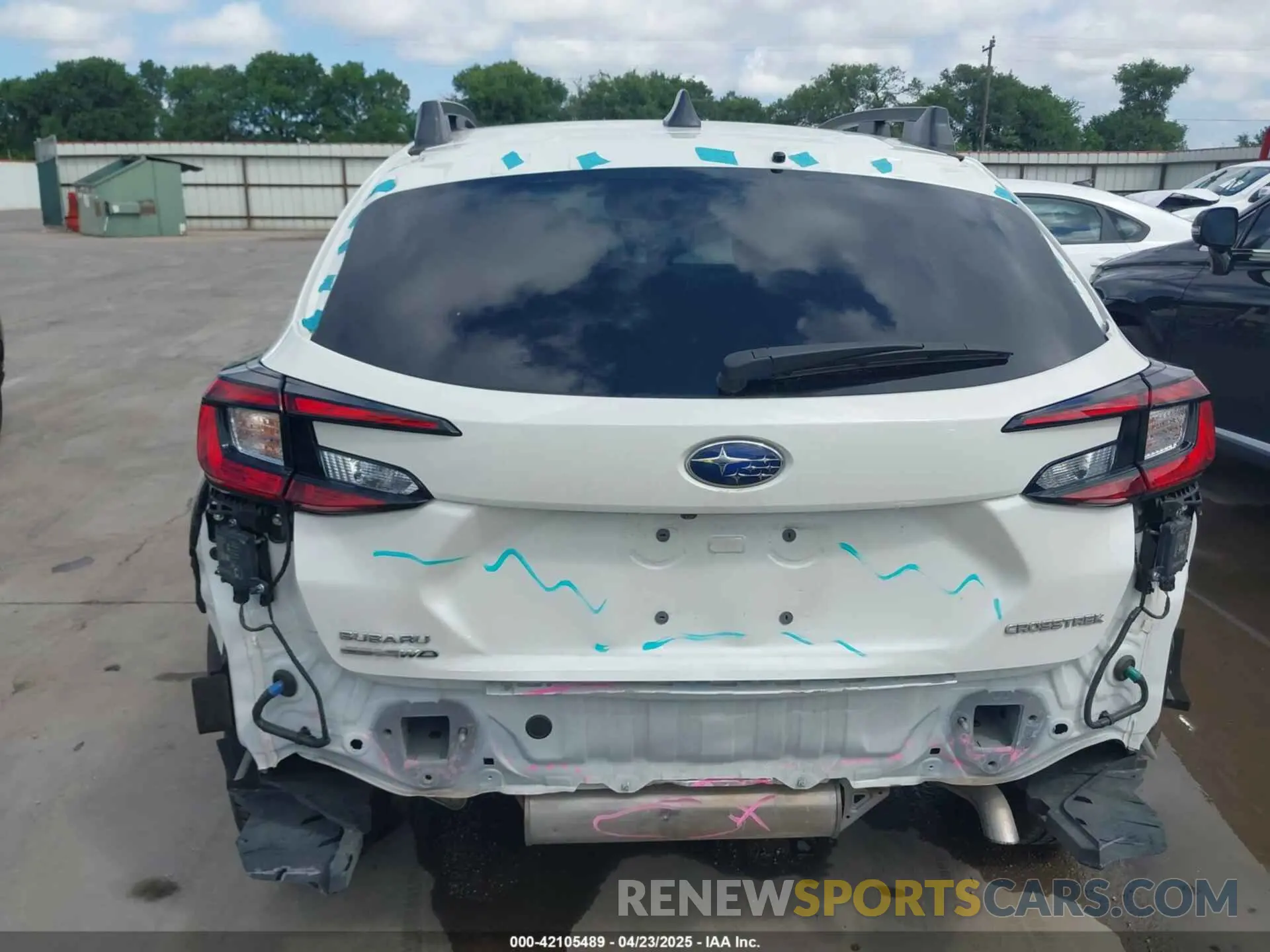 17 Photograph of a damaged car JF2GUADC5RH267602 SUBARU CROSSTREK 2024
